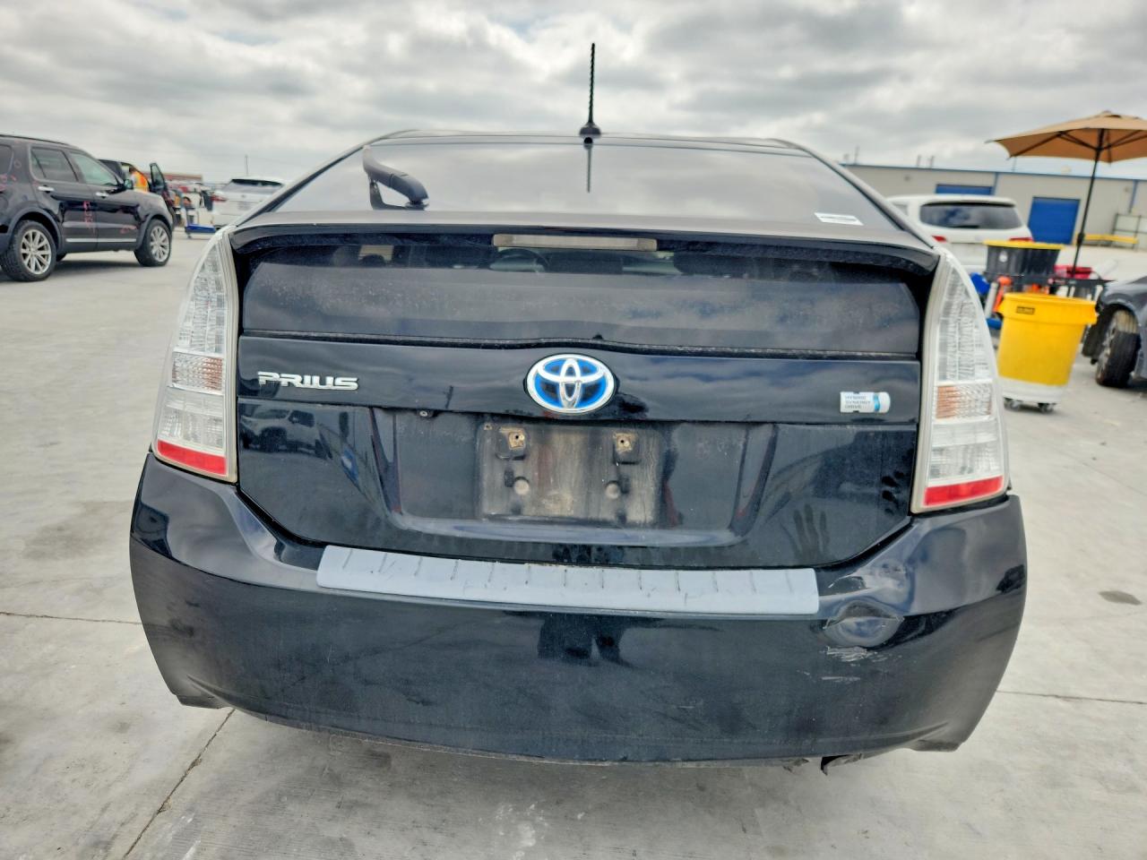 2010 Toyota Prius Iv Black vin: JTDKN3DUXA0105638