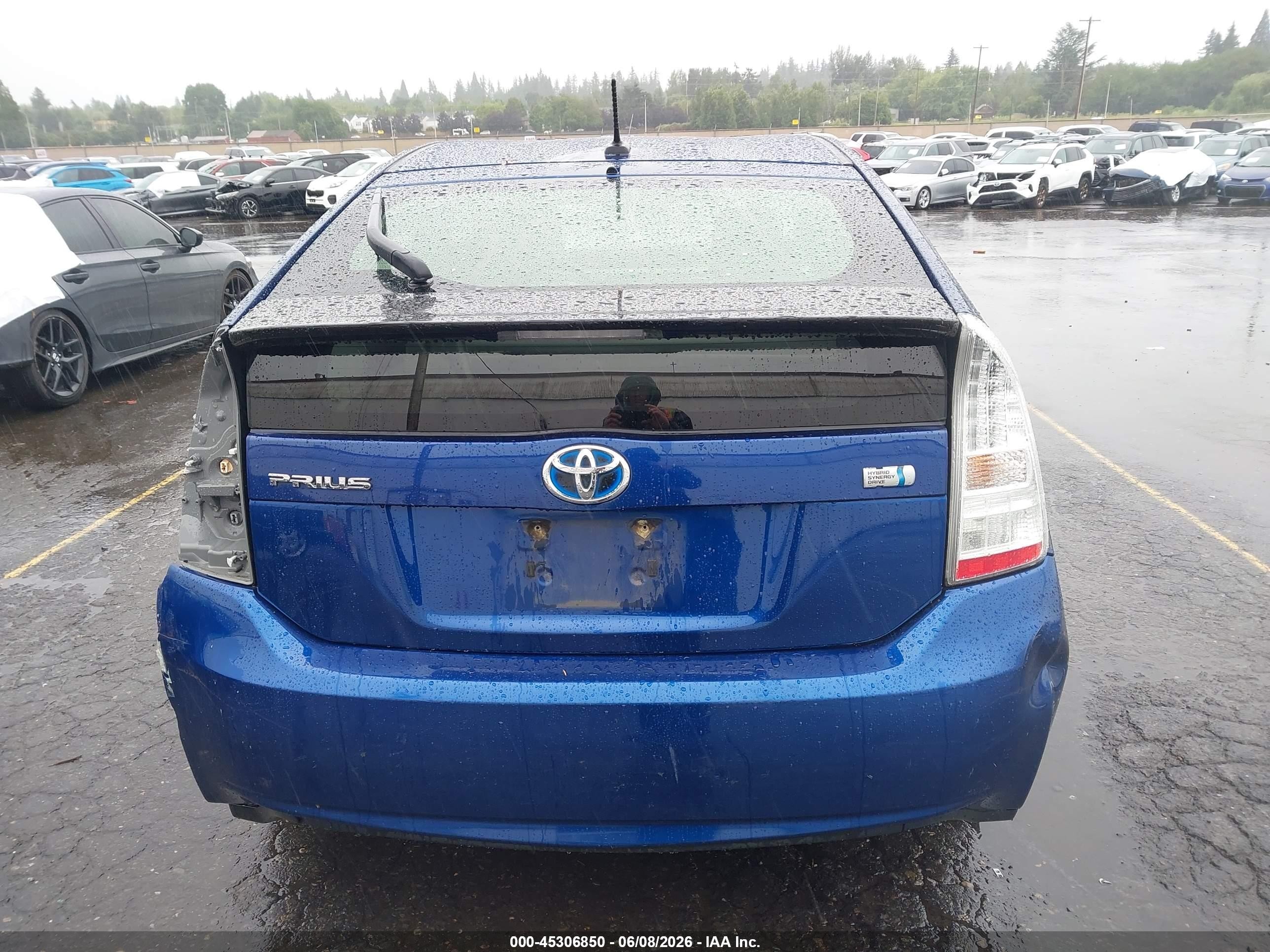 2010 Toyota Prius Ii Blue vin: JTDKN3DUXA0130765