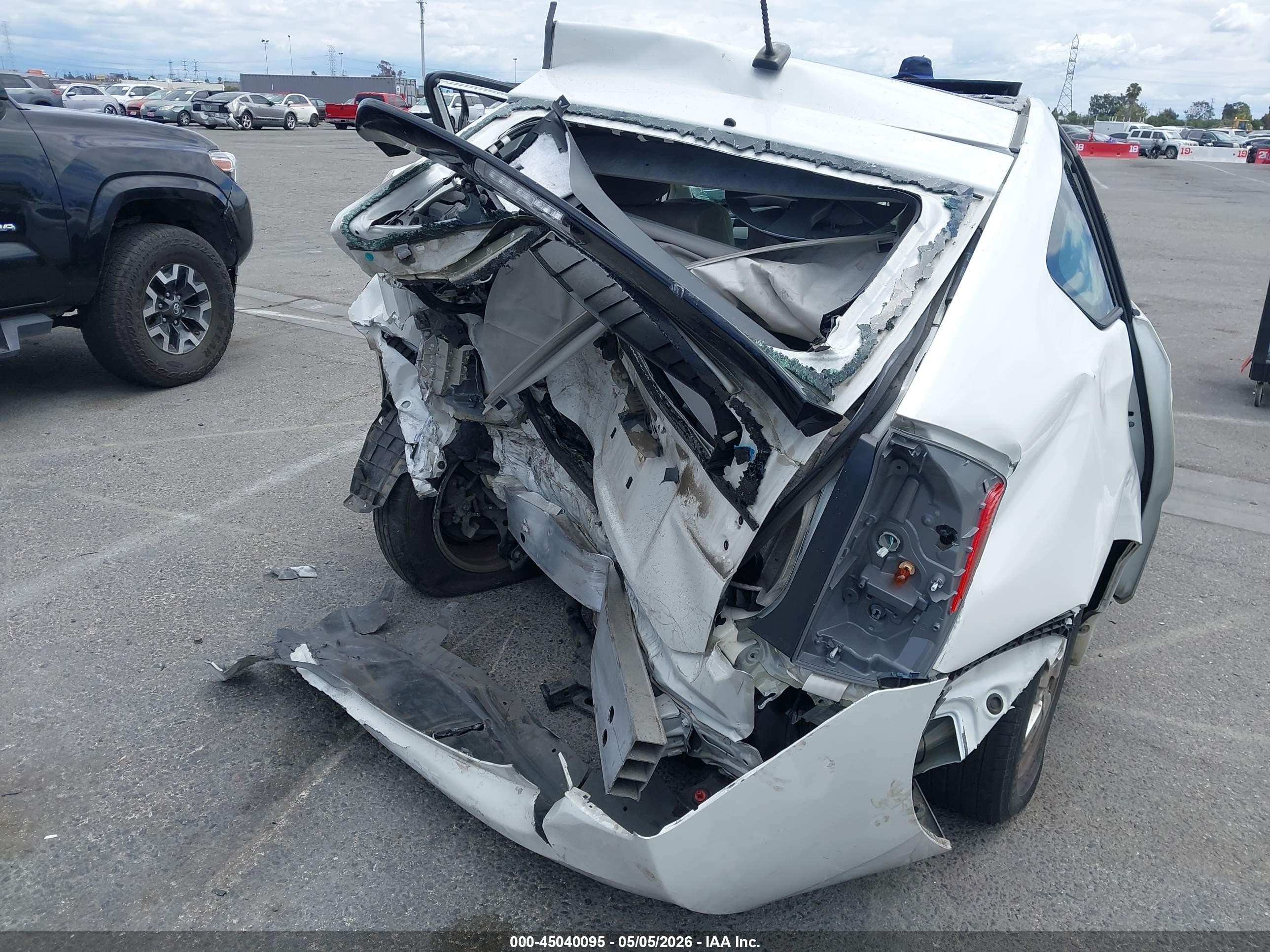 2010 Toyota Prius Iii Белый vin: JTDKN3DUXA0134010
