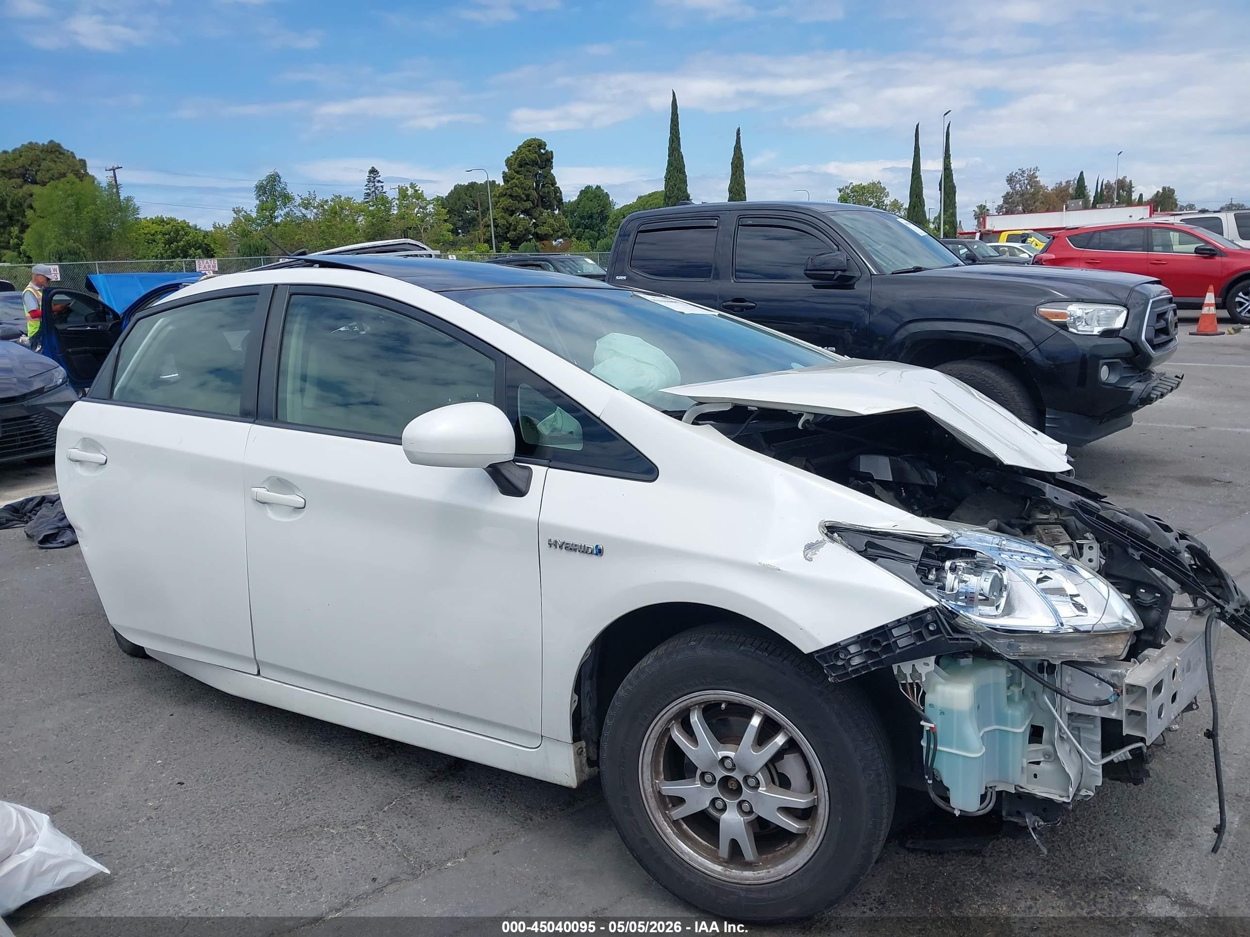 2010 Toyota Prius Iii Белый vin: JTDKN3DUXA0134010