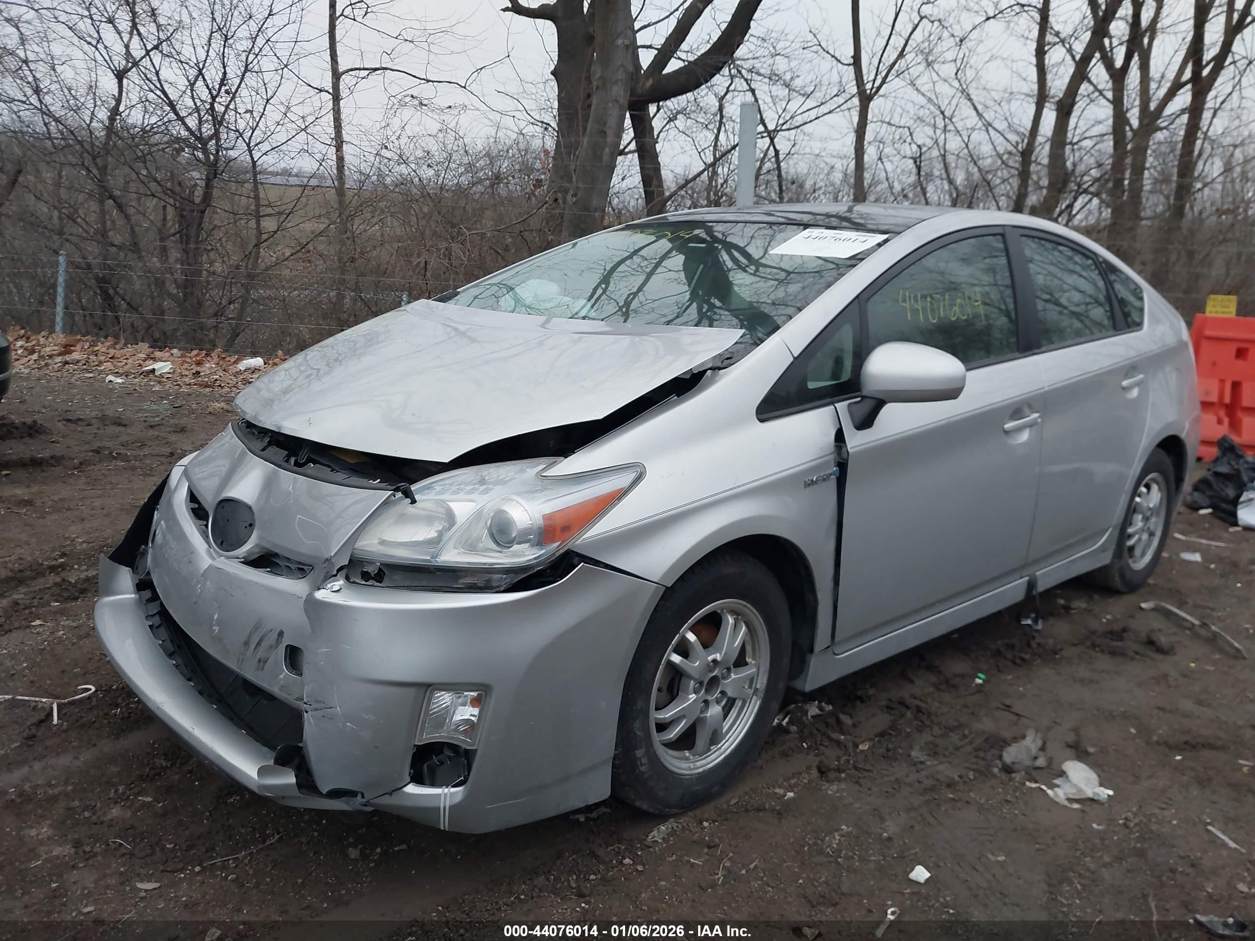 2010 Toyota Prius Iv Silver vin: JTDKN3DUXA0147002