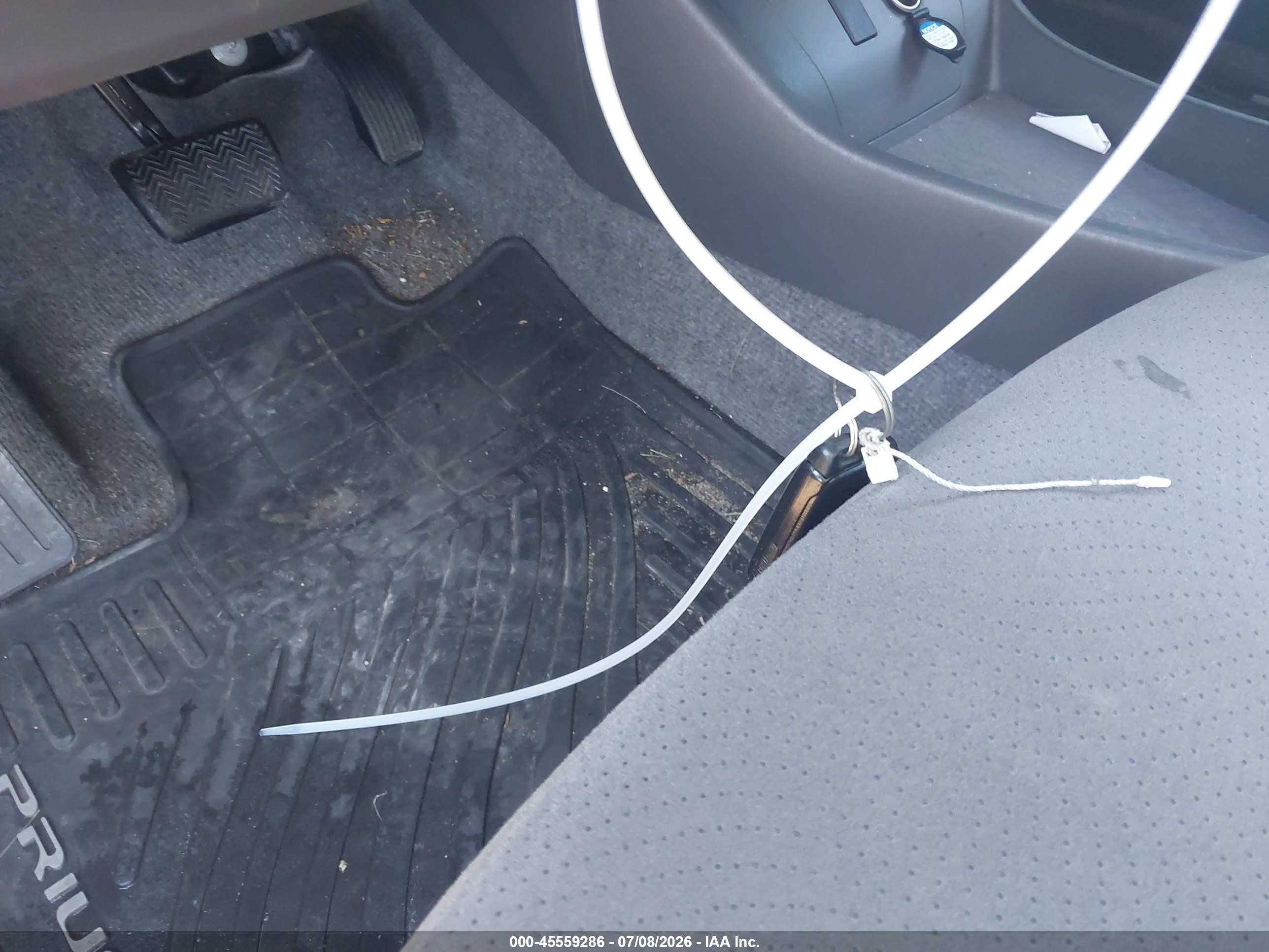 2010 Toyota Prius Iii Silver vin: JTDKN3DUXA0161837