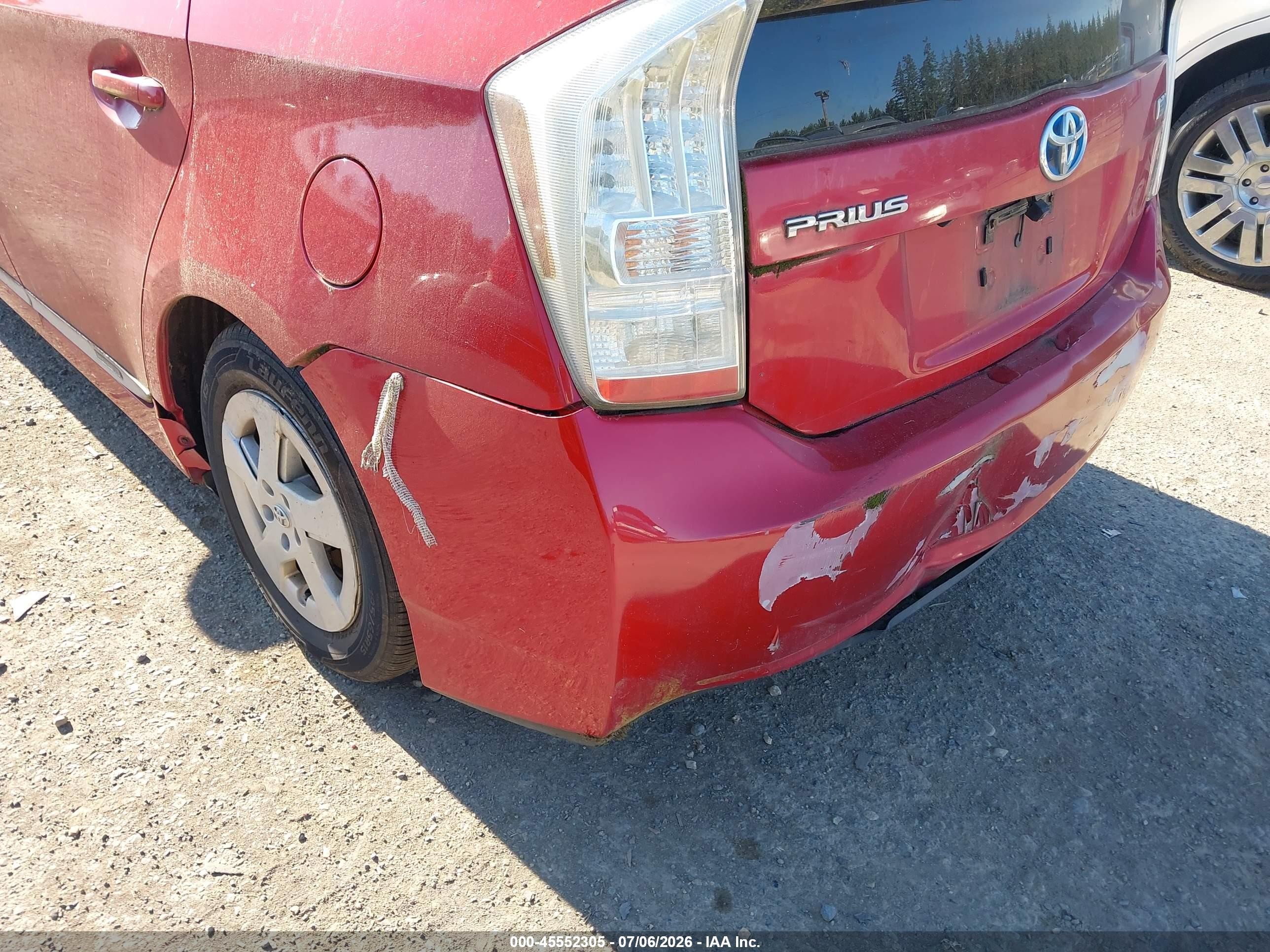 2010 Toyota Prius Iv Red vin: JTDKN3DUXA0181019