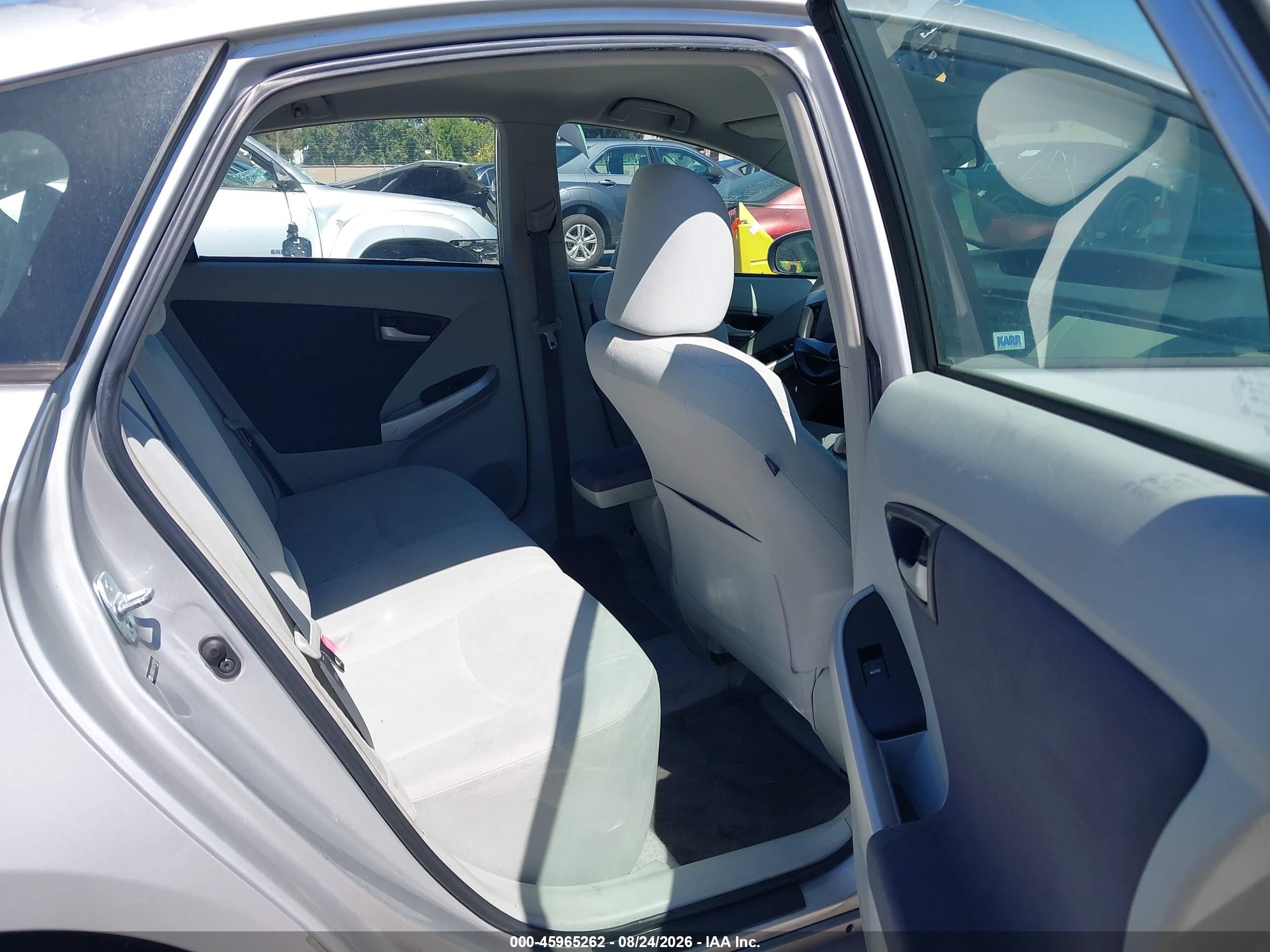 2010 Toyota Prius Ii Silver vin: JTDKN3DUXA0219025