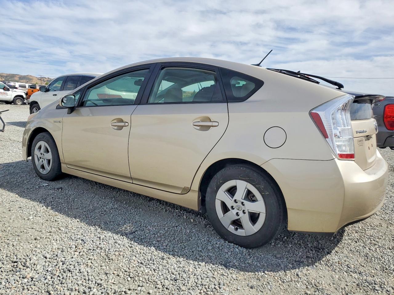 2010 Toyota Prius Iii Gold vin: JTDKN3DUXA0225293
