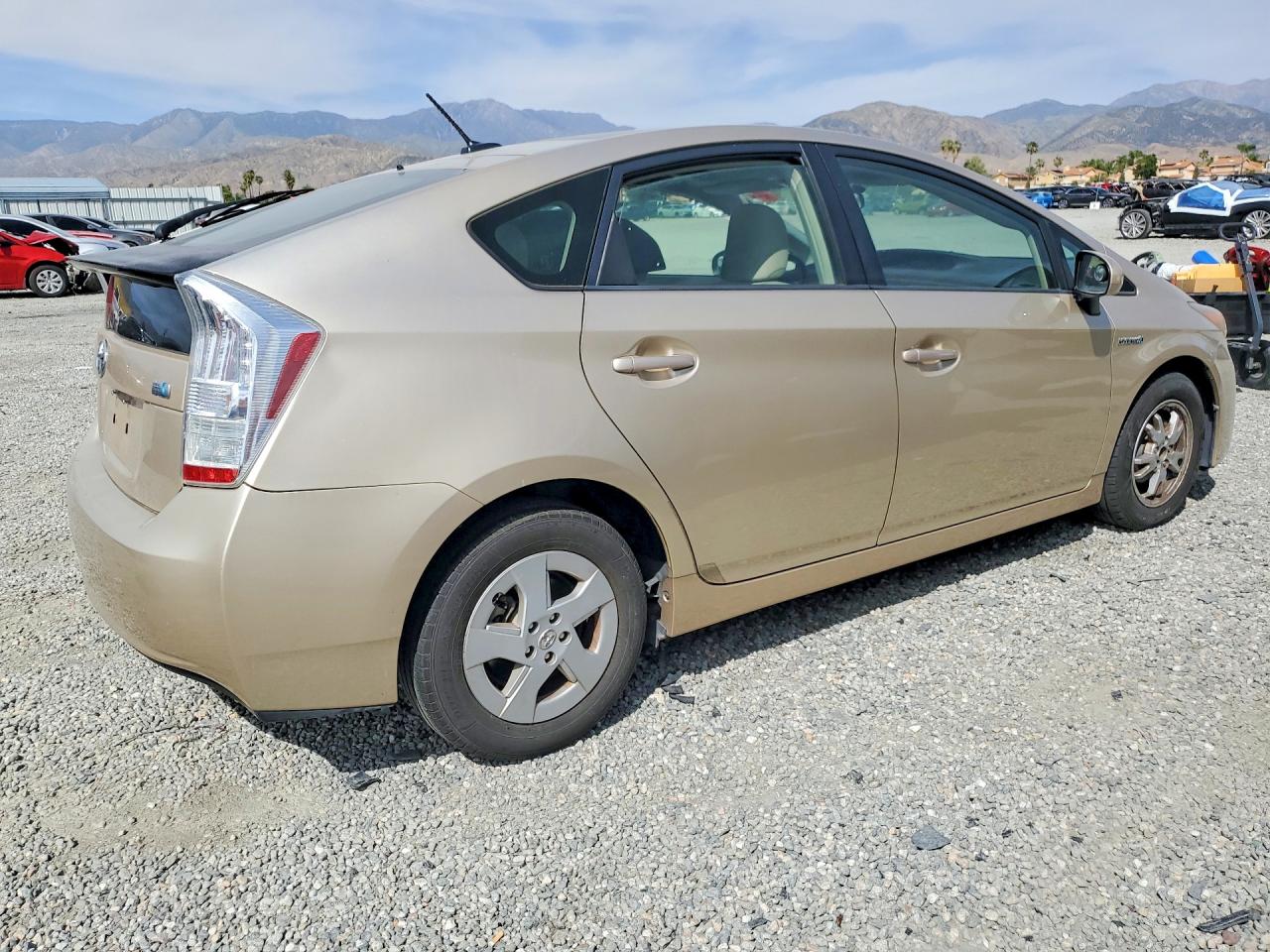 2010 Toyota Prius Iii Gold vin: JTDKN3DUXA0225293