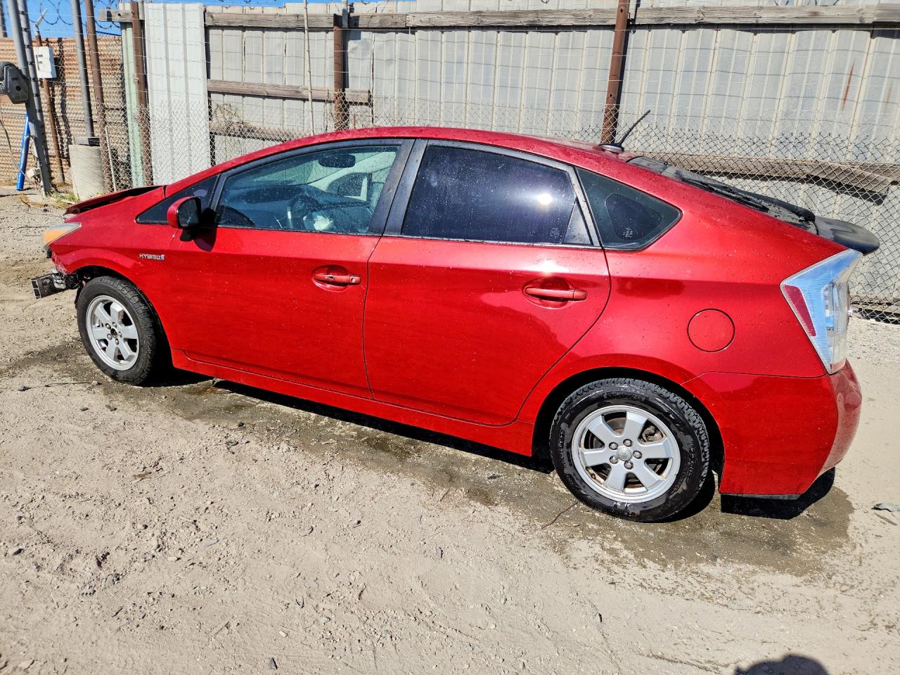 2010 Toyota Prius Iv Red vin: JTDKN3DUXA5070778