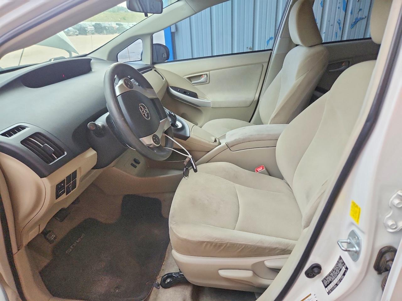 2010 Toyota Prius Ii White vin: JTDKN3DUXA5179581