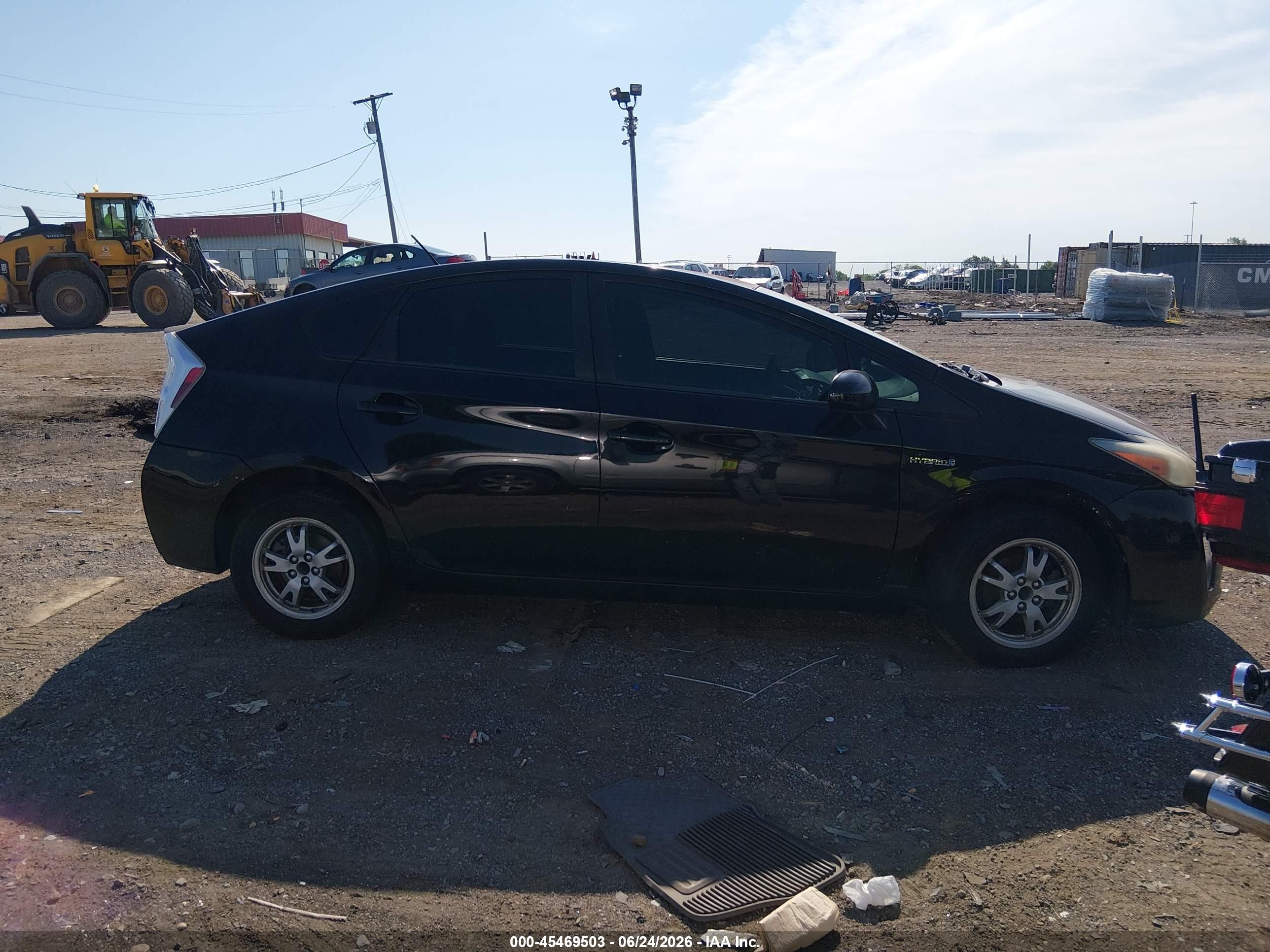 2011 Toyota Prius Three Black vin: JTDKN3DUXB0249501
