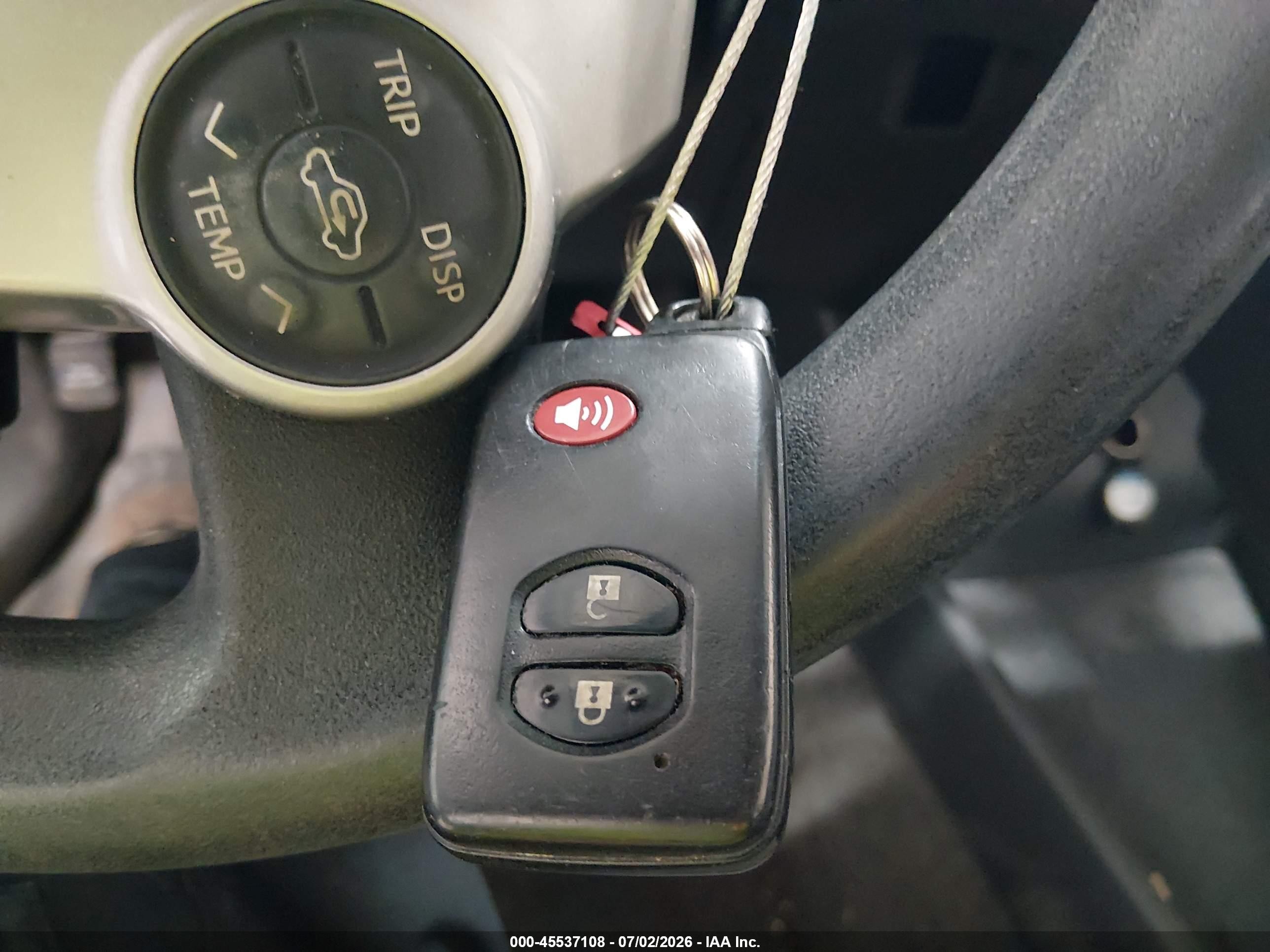 2011 Toyota Prius Three Silver vin: JTDKN3DUXB0256514