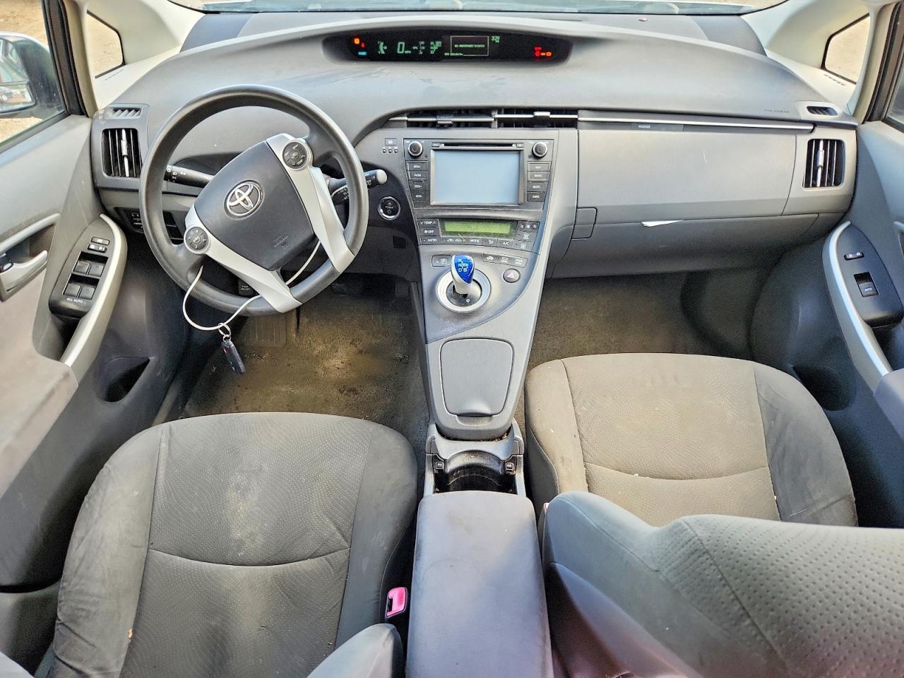 2011 Toyota Prius Two Silver vin: JTDKN3DUXB0267092