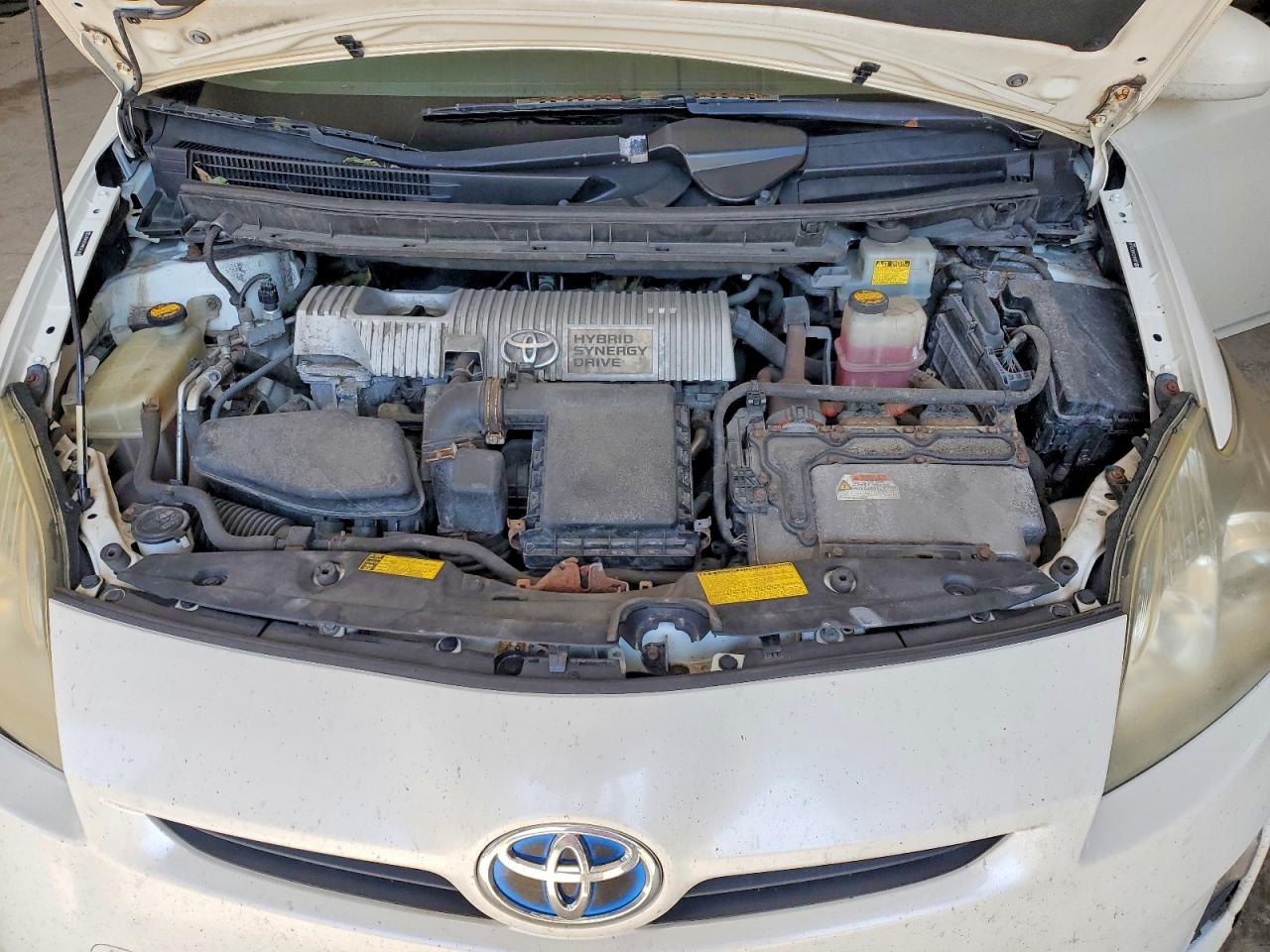 2011 Toyota Prius Two White vin: JTDKN3DUXB0306148
