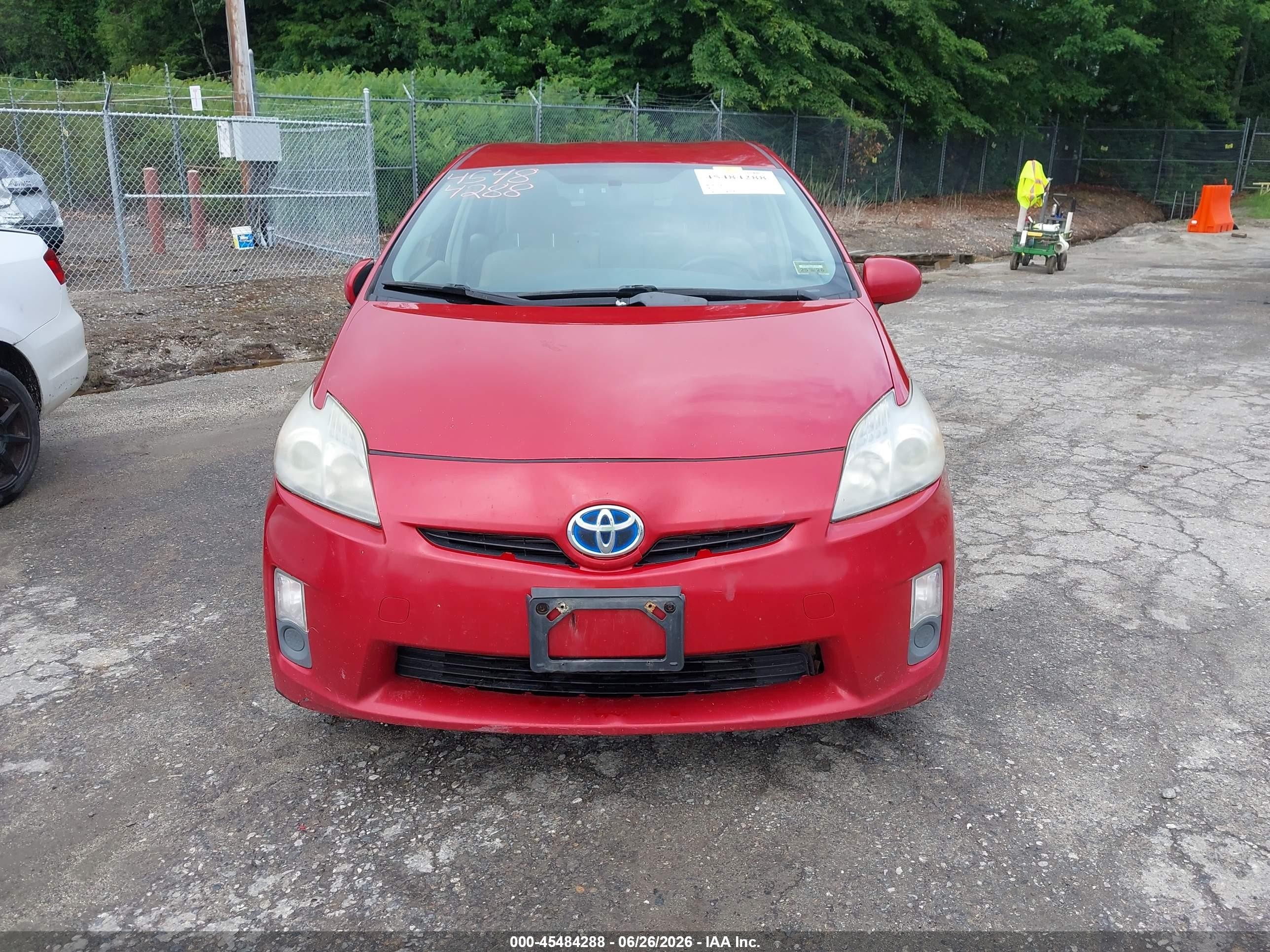 2011 Toyota Prius Three Красный vin: JTDKN3DUXB0306554