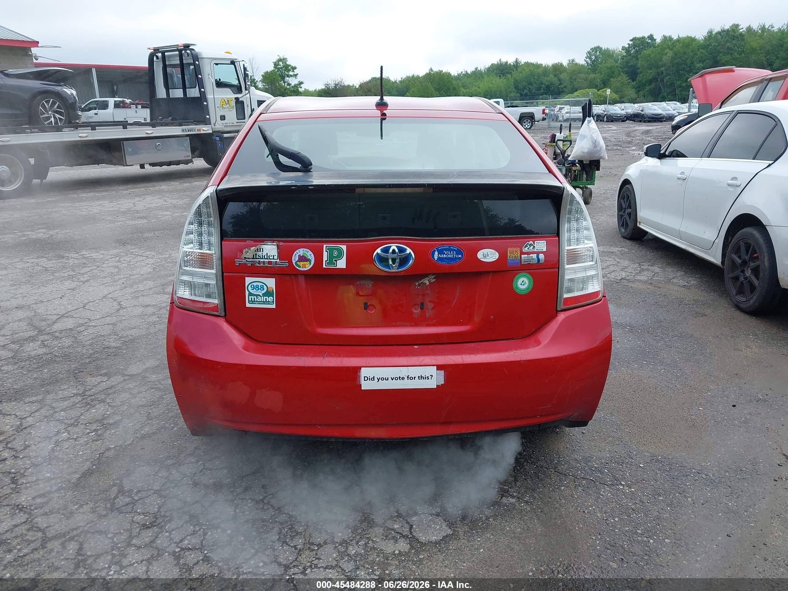2011 Toyota Prius Three Красный vin: JTDKN3DUXB0306554