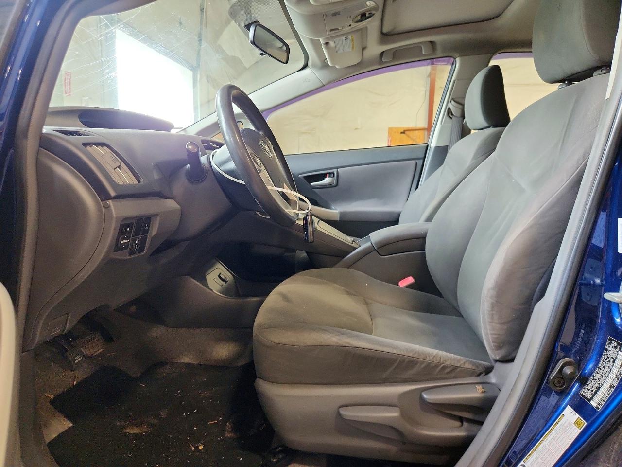 2011 Toyota Prius Three Синий vin: JTDKN3DUXB0313343