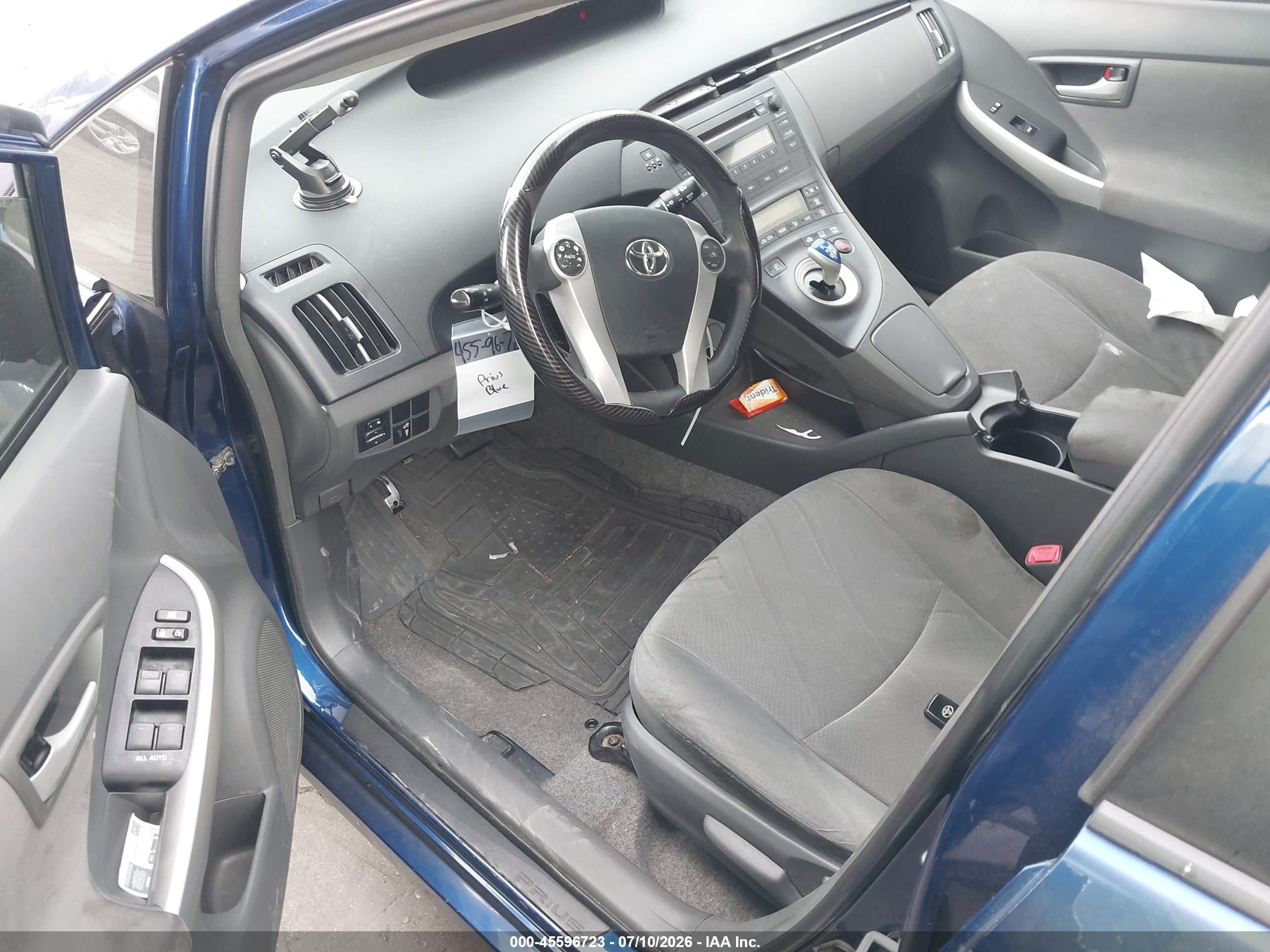 2011 Toyota Prius Two Blue vin: JTDKN3DUXB1363637