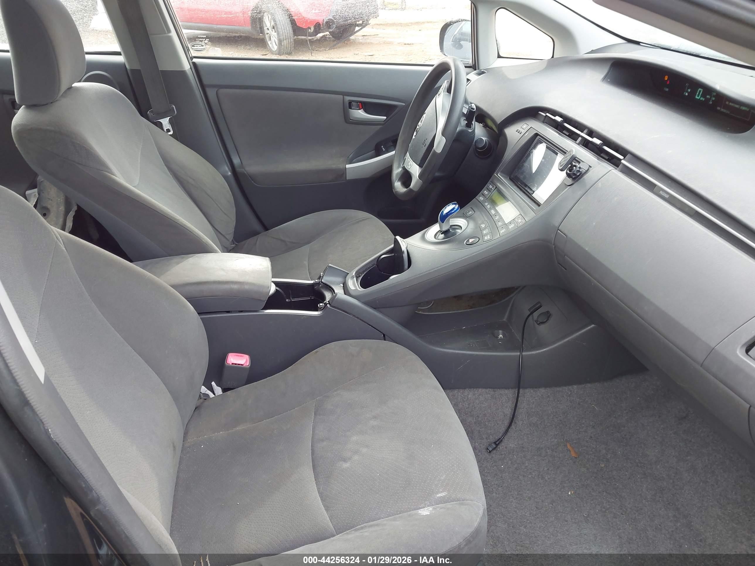 2011 Toyota Prius Three Gray vin: JTDKN3DUXB1369082