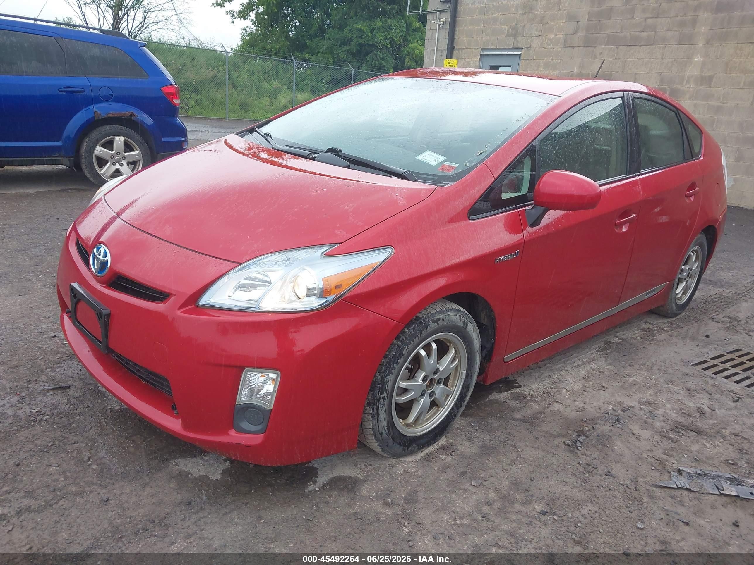 2011 Toyota Prius Four Red vin: JTDKN3DUXB1406793