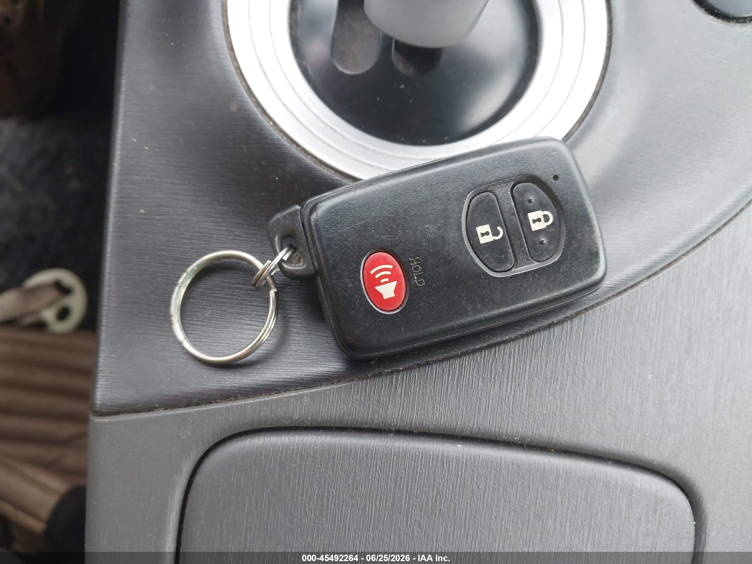 2011 Toyota Prius Four Red vin: JTDKN3DUXB1406793
