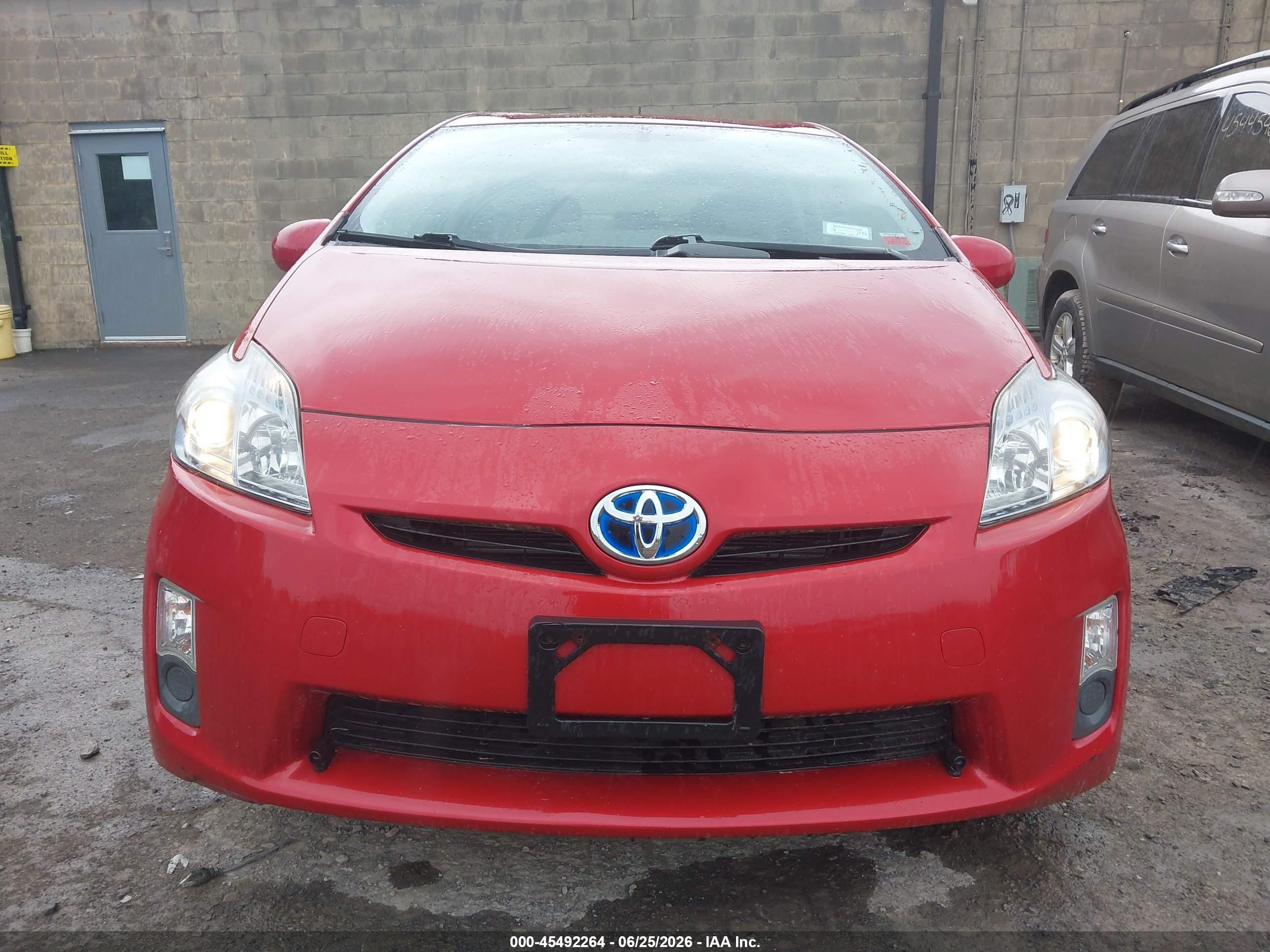 2011 Toyota Prius Four Red vin: JTDKN3DUXB1406793