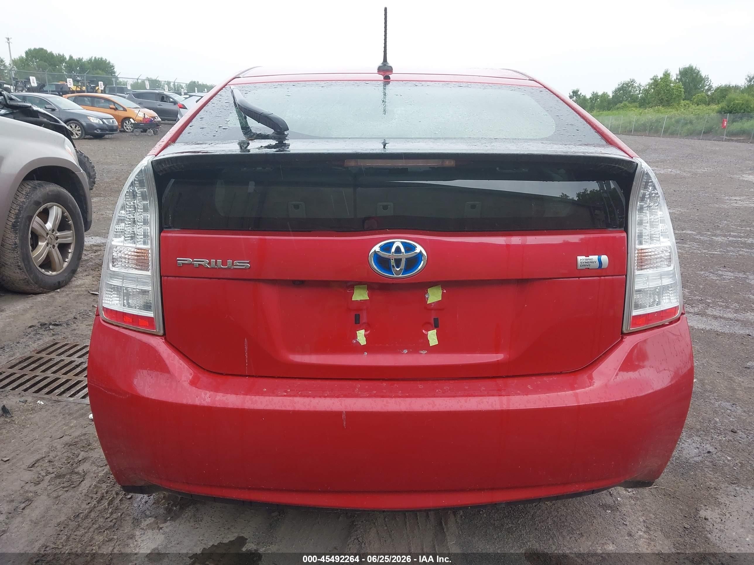 2011 Toyota Prius Four Red vin: JTDKN3DUXB1406793