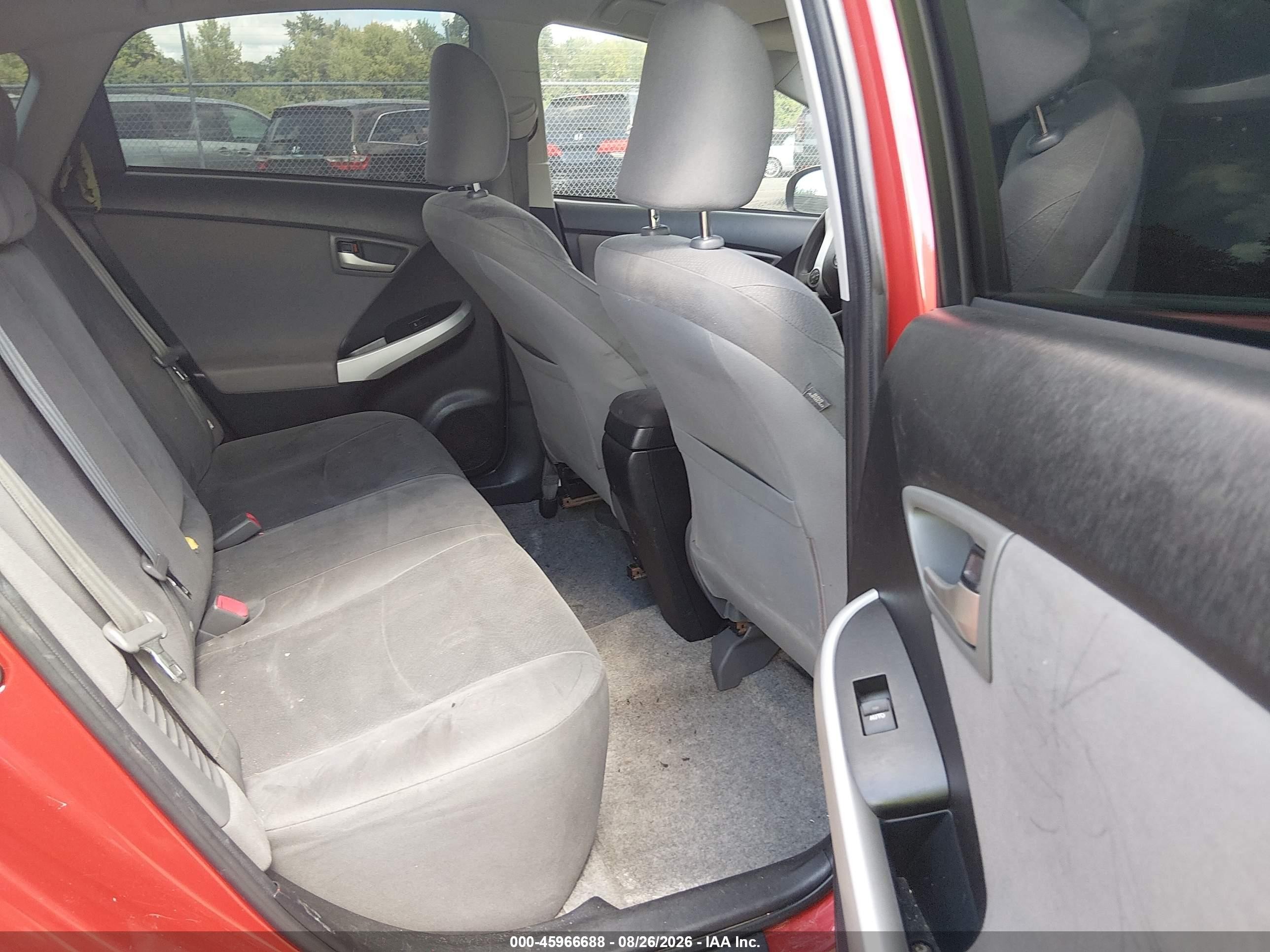 2012 Toyota Prius Two Красный vin: JTDKN3DUXC1499624
