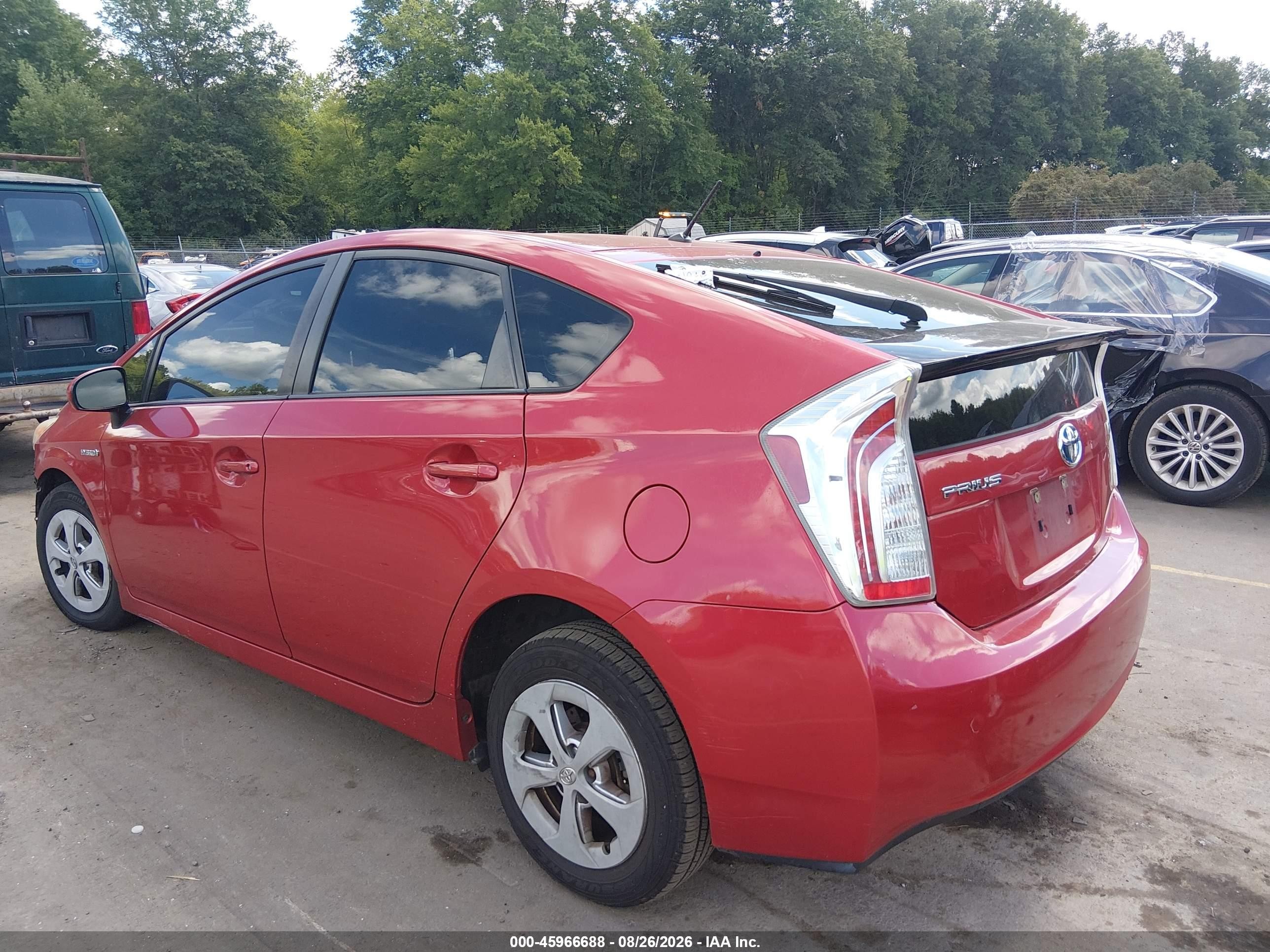 2012 Toyota Prius Two Красный vin: JTDKN3DUXC1499624