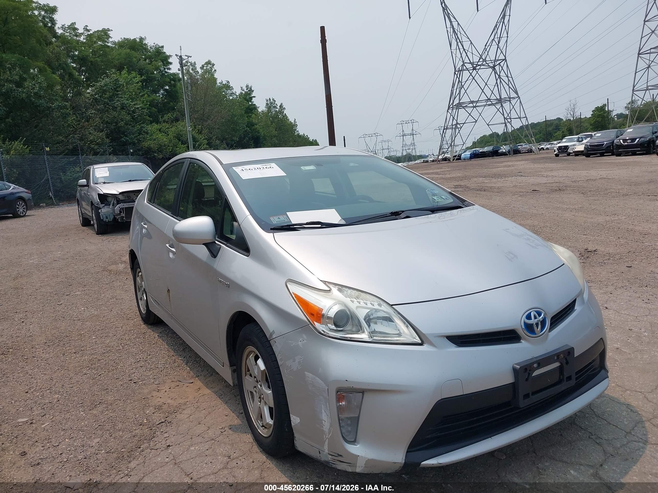 2012 Toyota Prius Two Серебряный vin: JTDKN3DUXC1540317