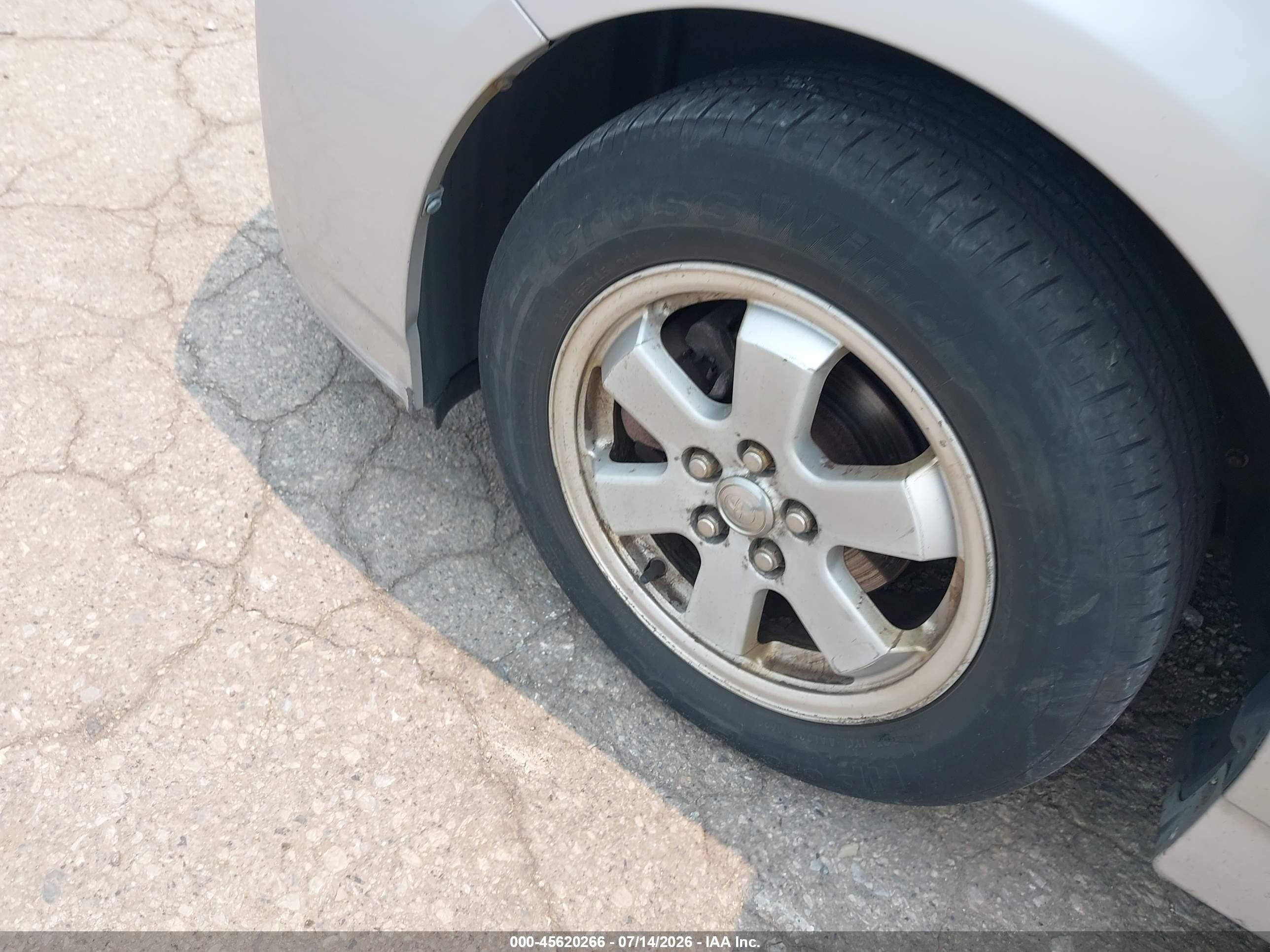 2012 Toyota Prius Two Серебряный vin: JTDKN3DUXC1540317