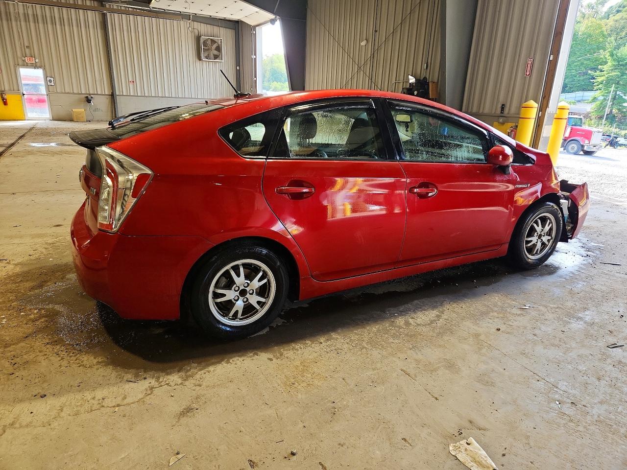 2012 Toyota Prius Four Red vin: JTDKN3DUXC1552399