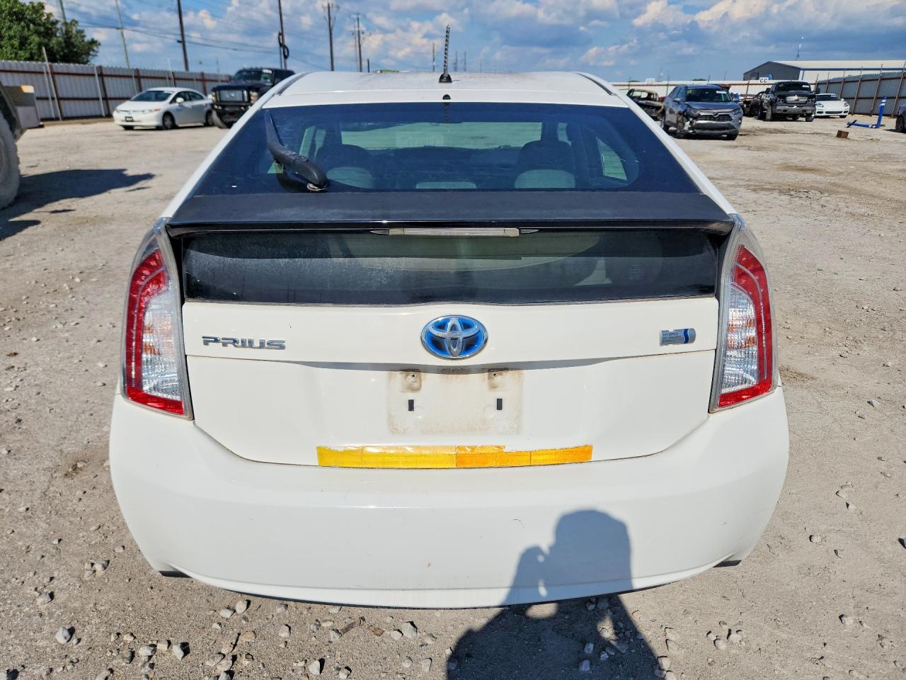 2012 Toyota Prius Two White vin: JTDKN3DUXC1577433