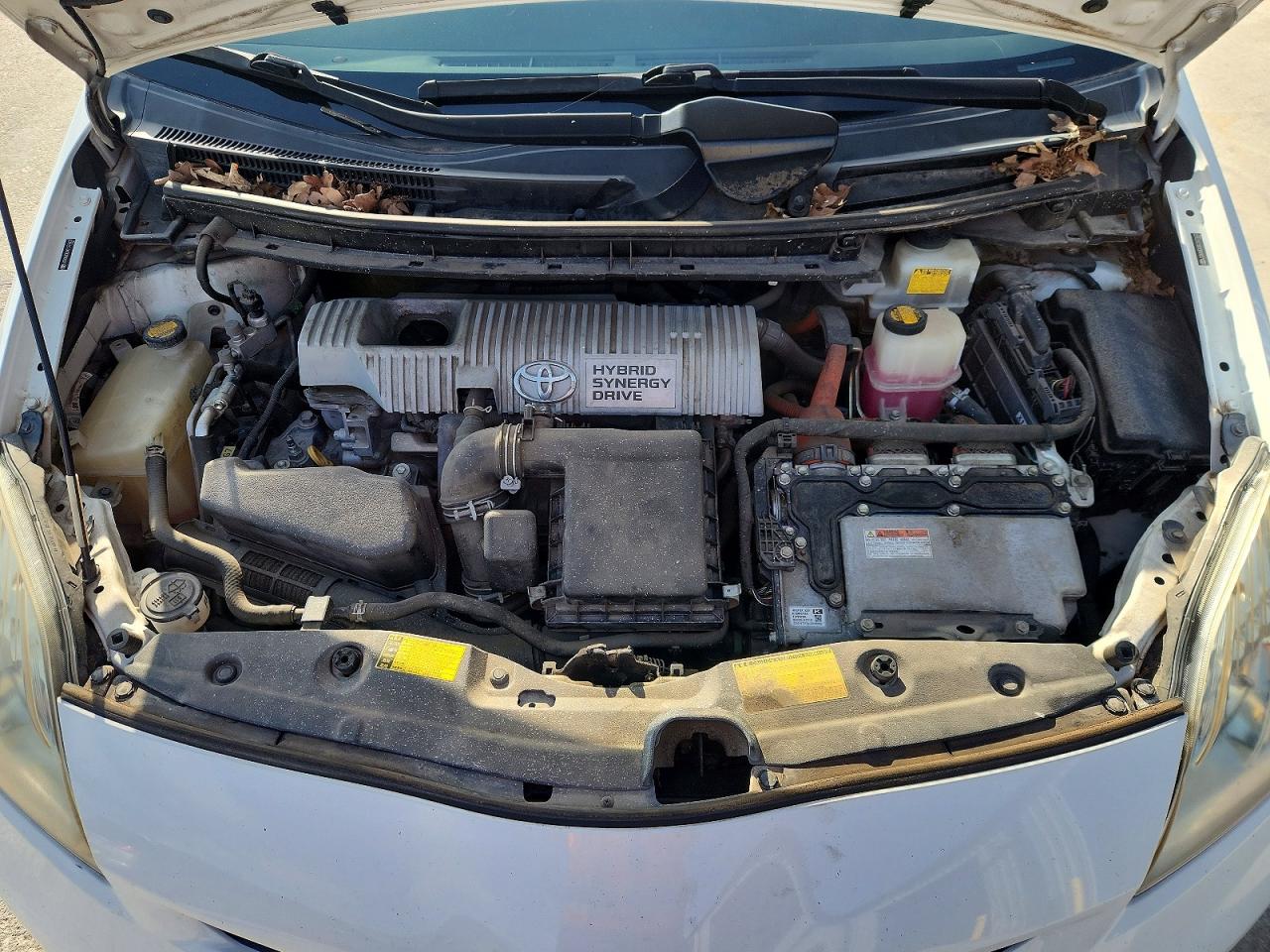 2012 Toyota Prius Two White vin: JTDKN3DUXC1577433