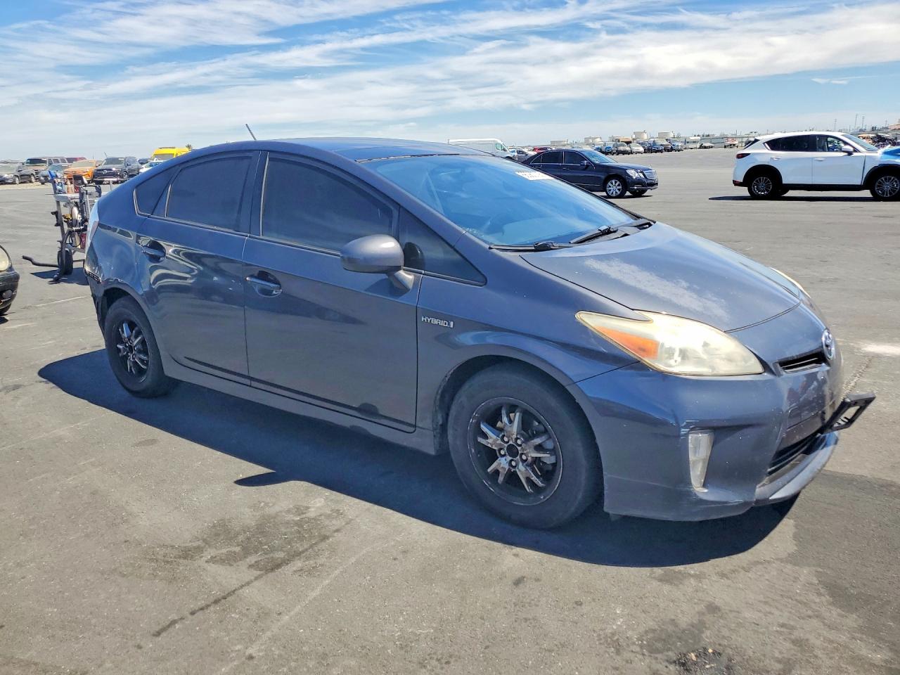 2012 Toyota Prius Three Gray vin: JTDKN3DUXC1580431