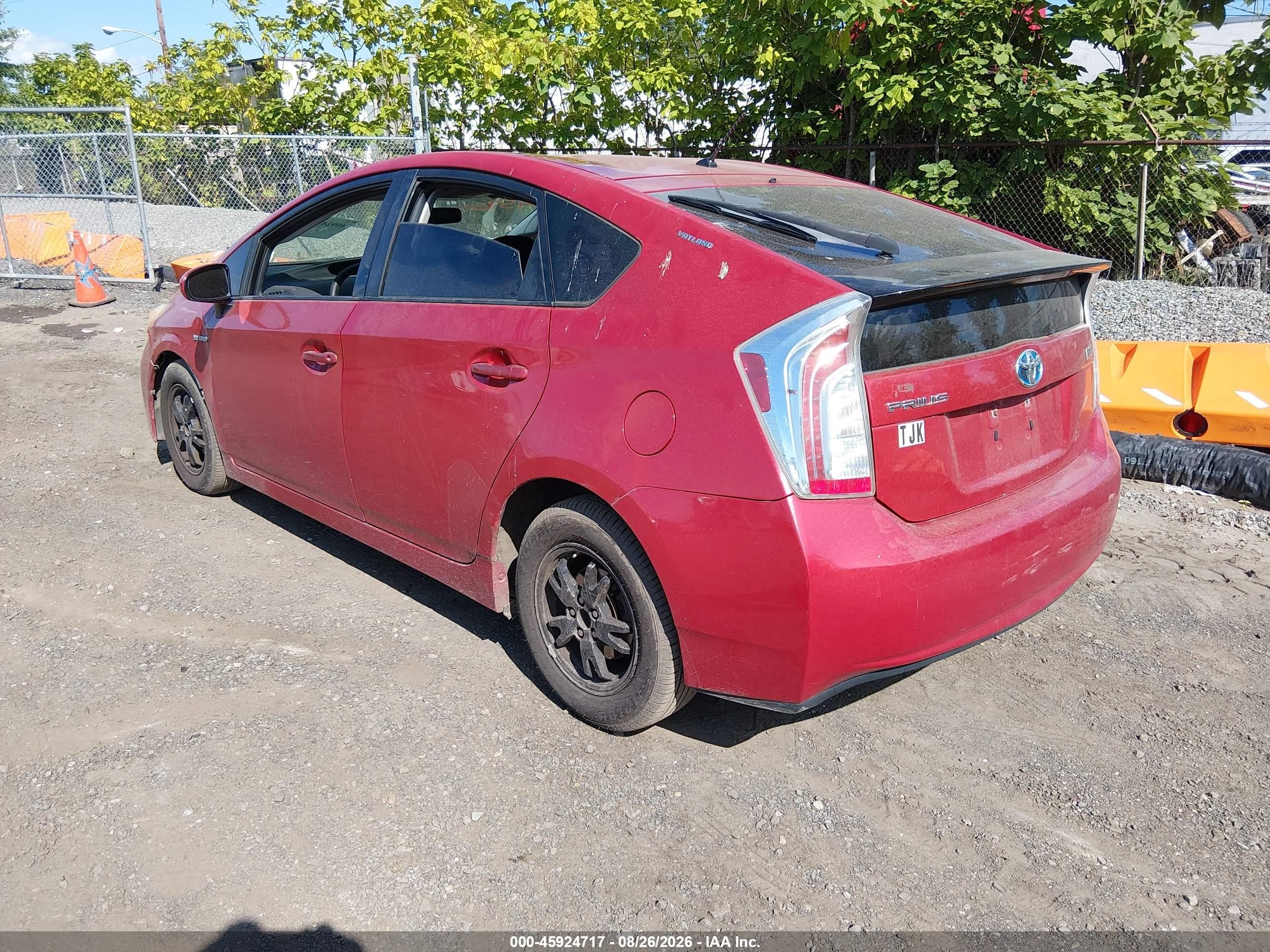 2012 Toyota Prius Two Red vin: JTDKN3DUXC1589078
