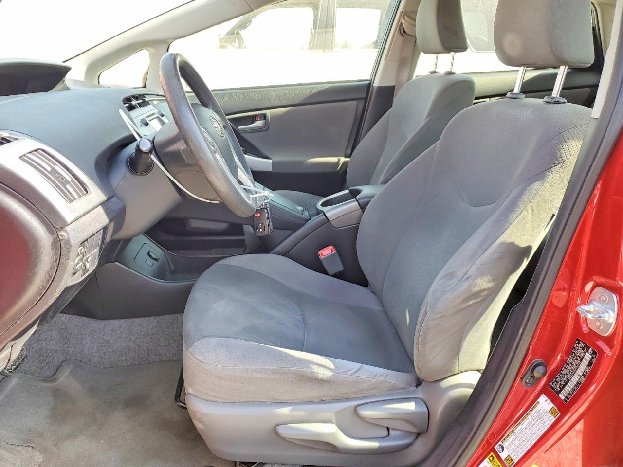 2012 Toyota Prius Two Красный vin: JTDKN3DUXC1599643