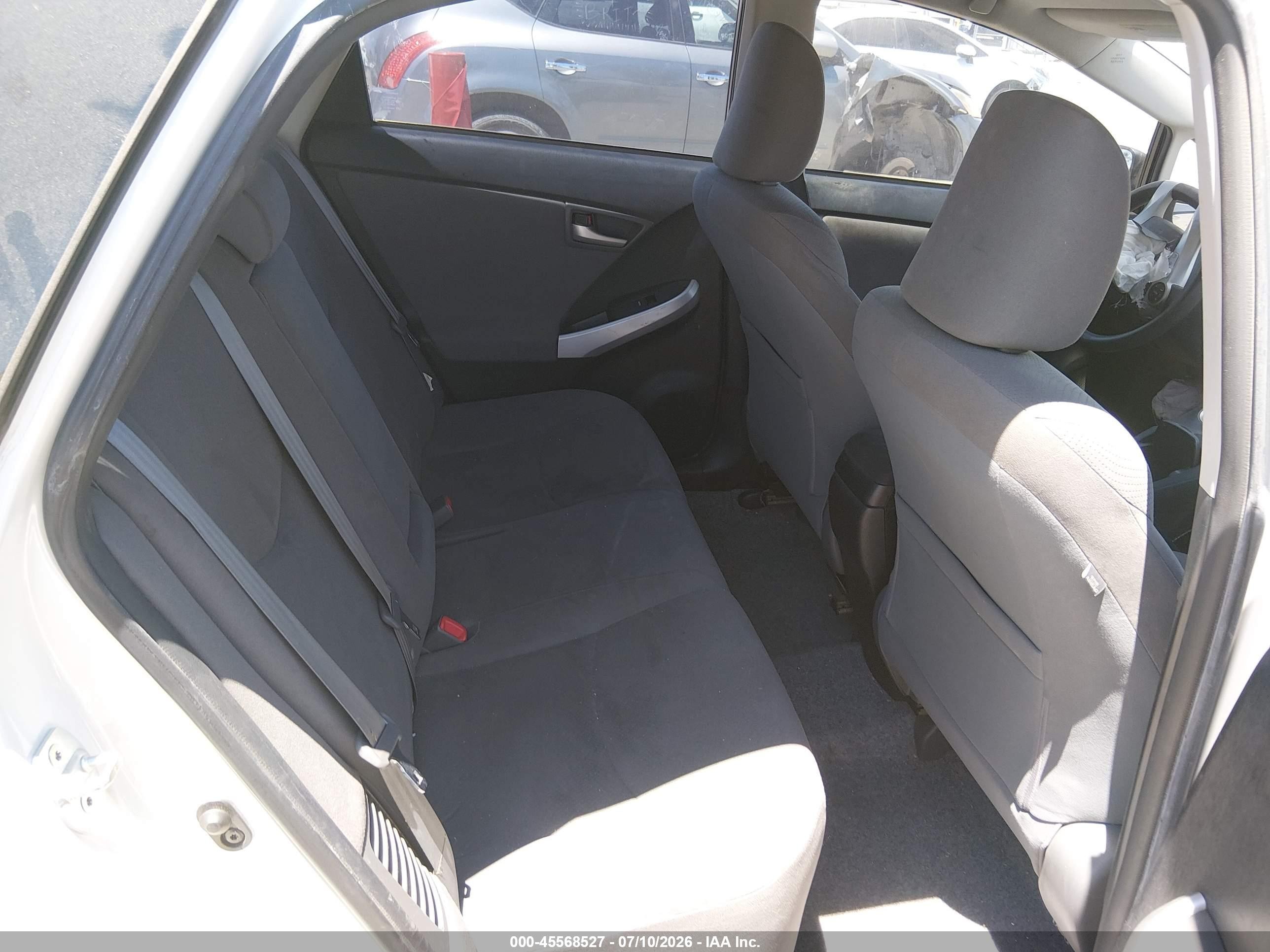 2012 Toyota Prius Two White vin: JTDKN3DUXC5381470