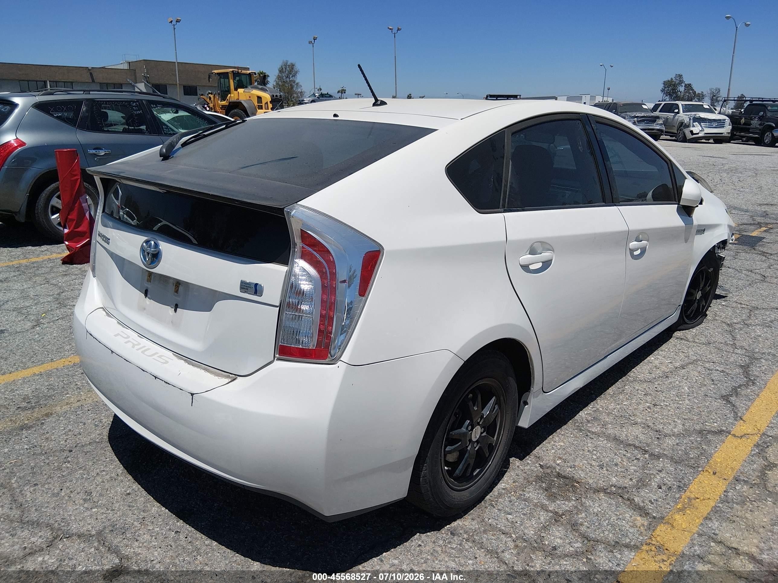 2012 Toyota Prius Two White vin: JTDKN3DUXC5381470