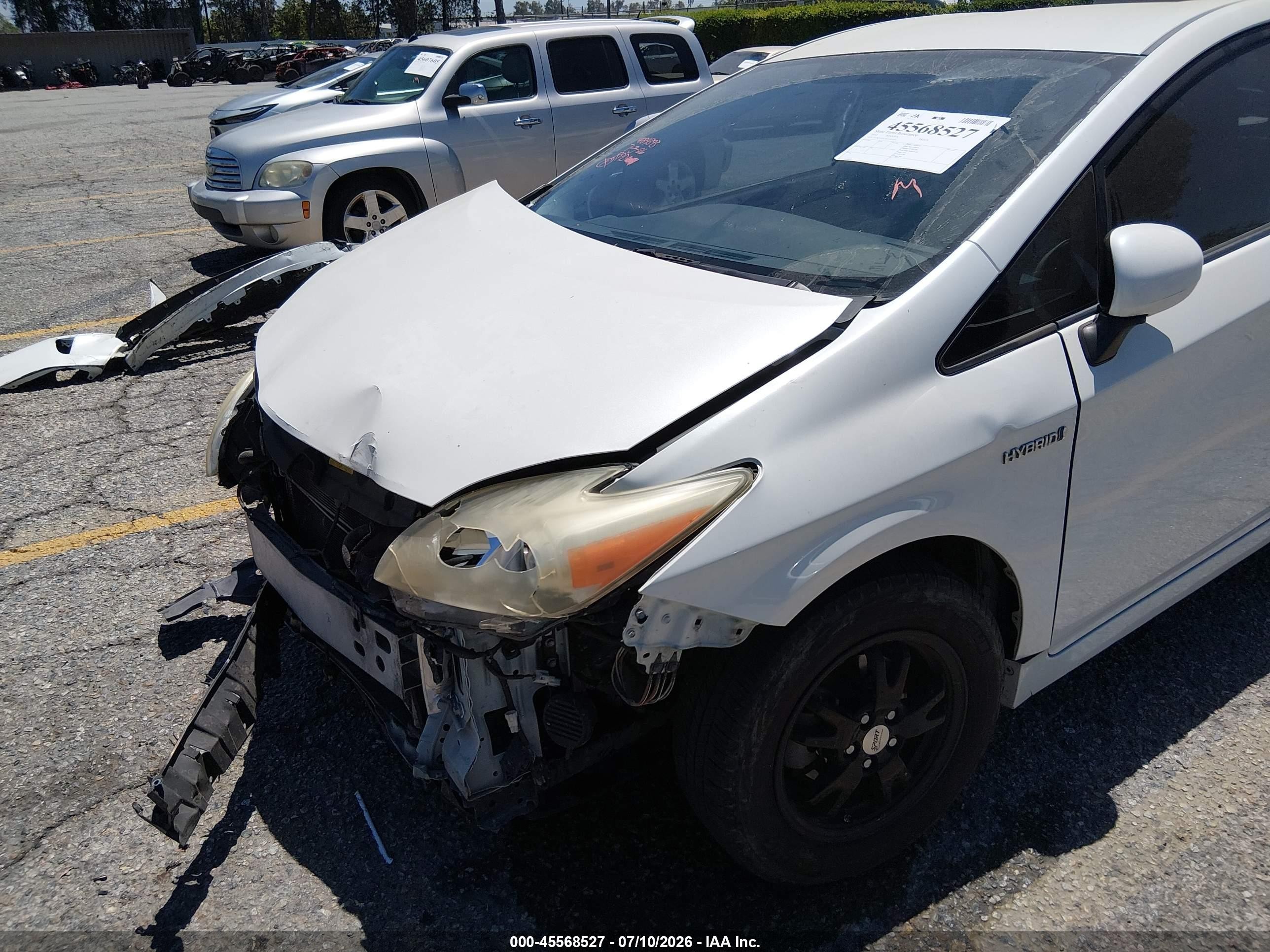2012 Toyota Prius Two White vin: JTDKN3DUXC5381470