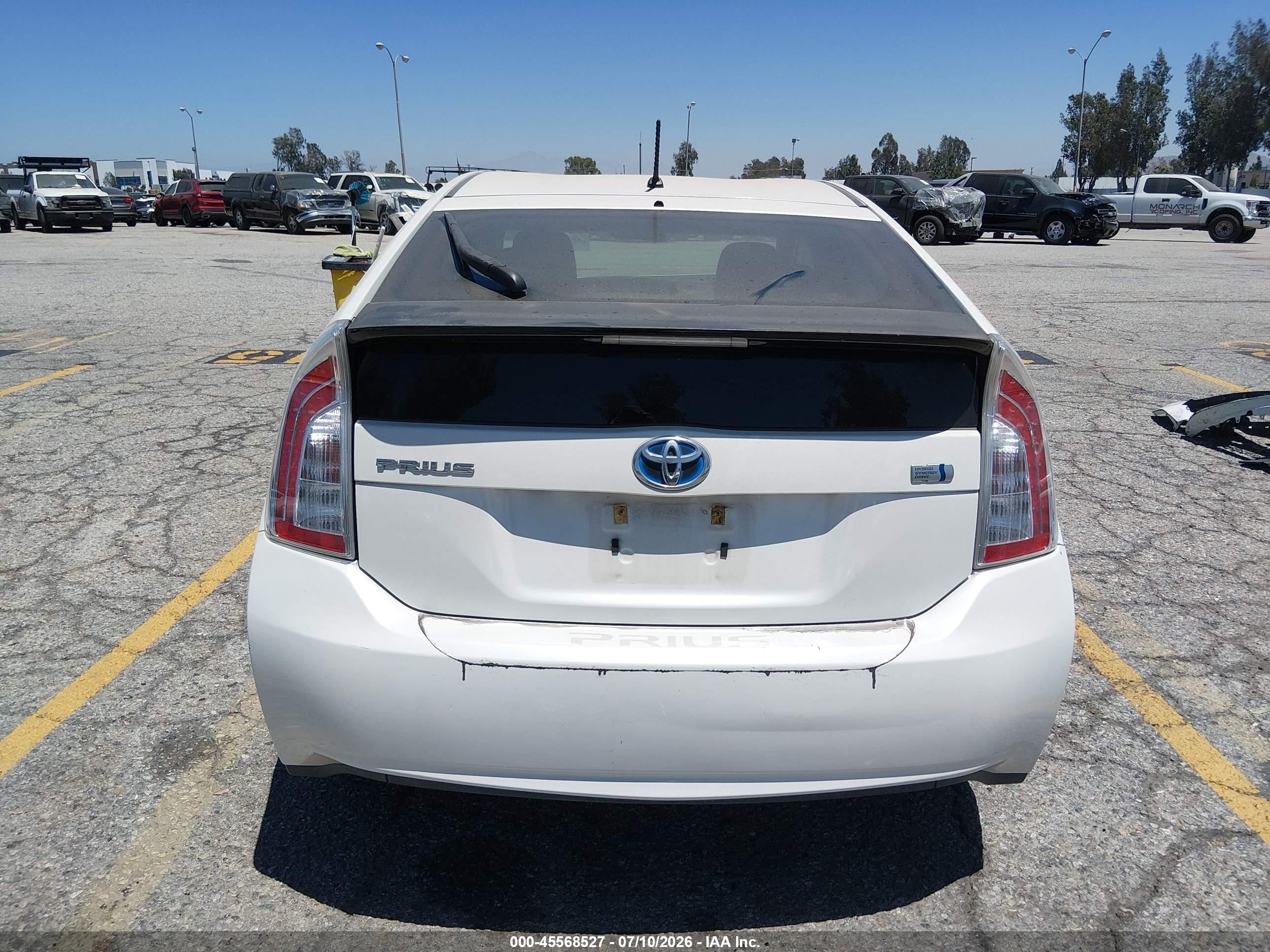 2012 Toyota Prius Two White vin: JTDKN3DUXC5381470
