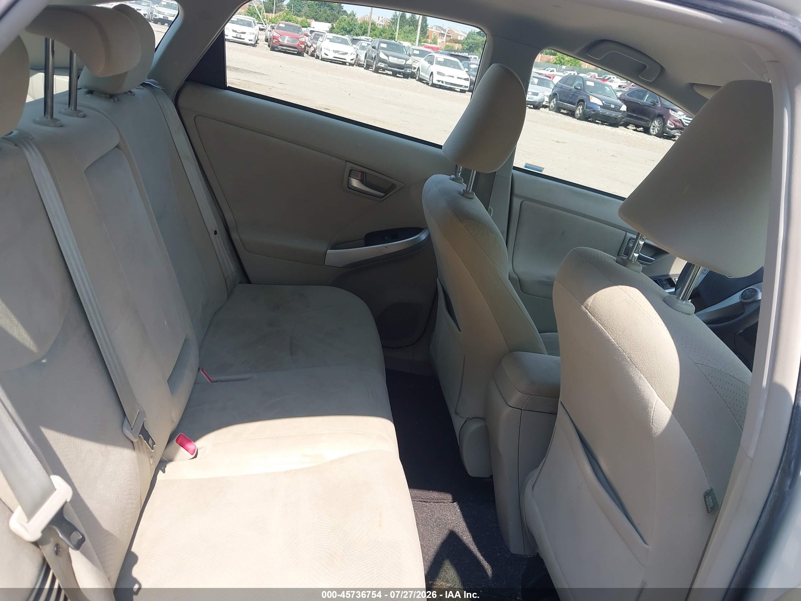 2012 Toyota Prius Two White vin: JTDKN3DUXC5400177