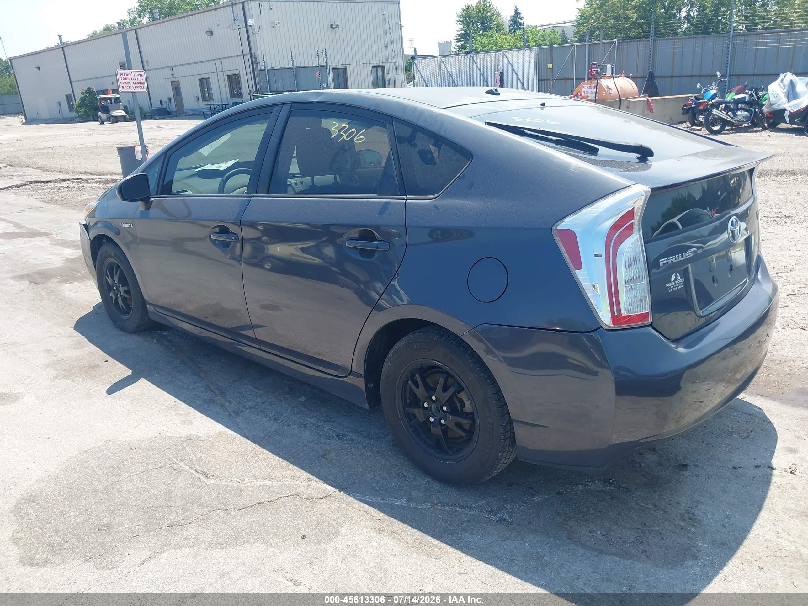 2012 Toyota Prius Two Серый vin: JTDKN3DUXC5418338