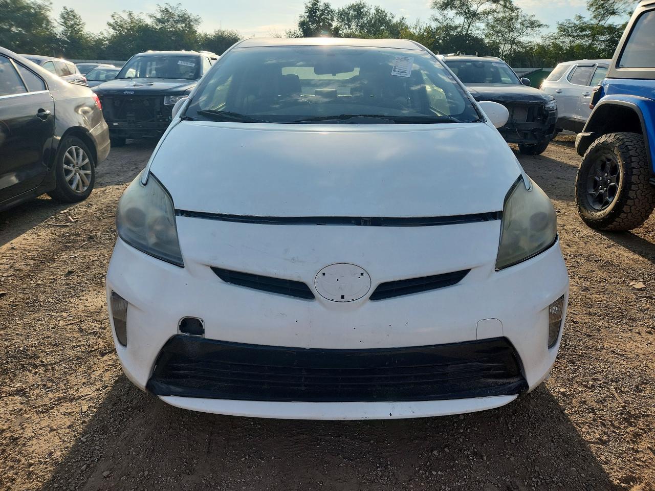 2012 Toyota Prius Two Белый vin: JTDKN3DUXC5445362