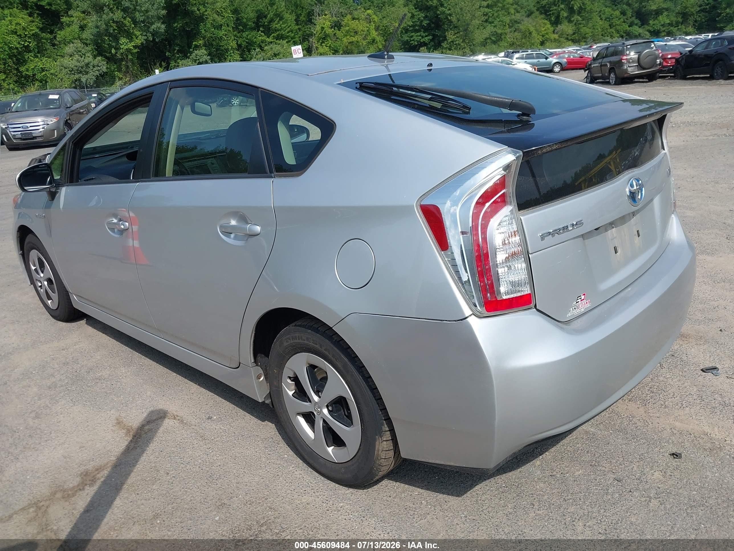 2012 Toyota Prius Four Silver vin: JTDKN3DUXC5454126