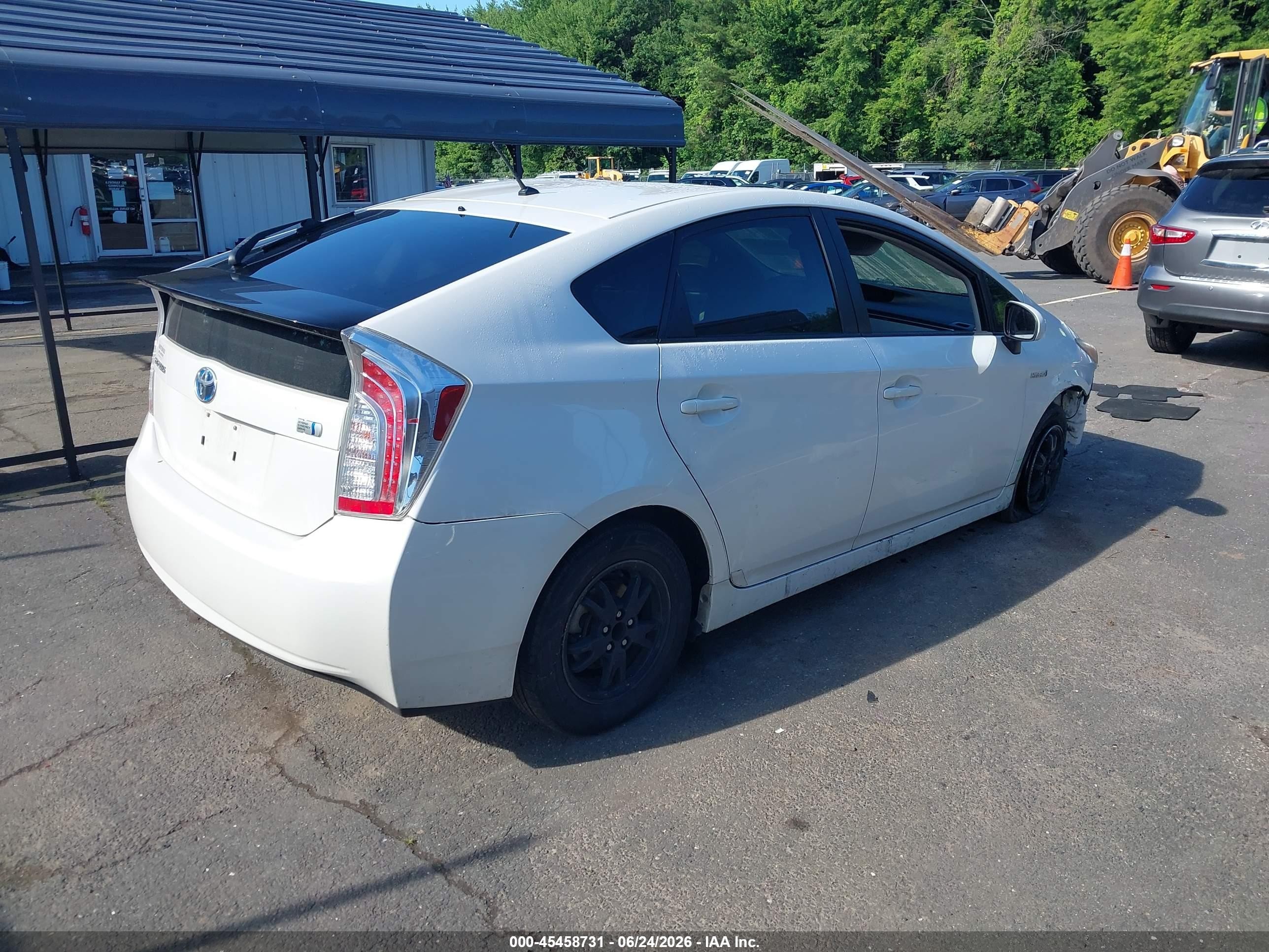 2012 Toyota Prius Two White vin: JTDKN3DUXC5465823