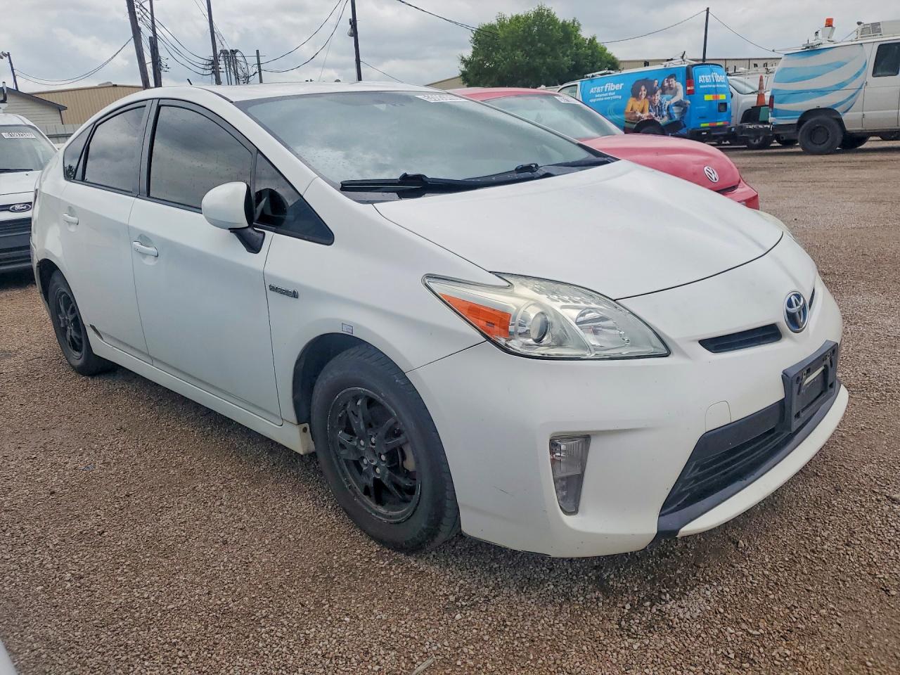 2012 Toyota Prius Two Белый vin: JTDKN3DUXC5490771