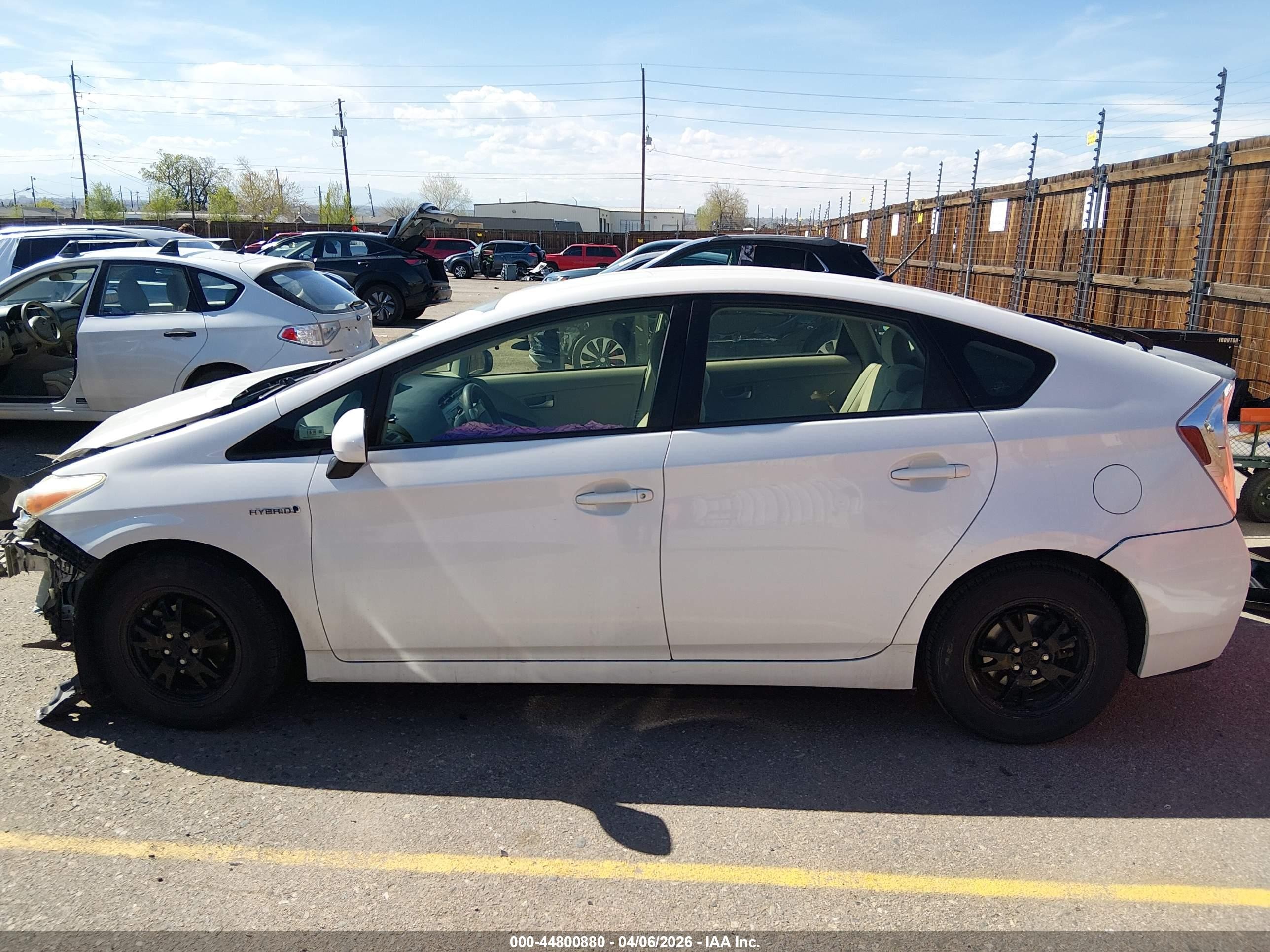 2012 Toyota Prius Two White vin: JTDKN3DUXC5509559