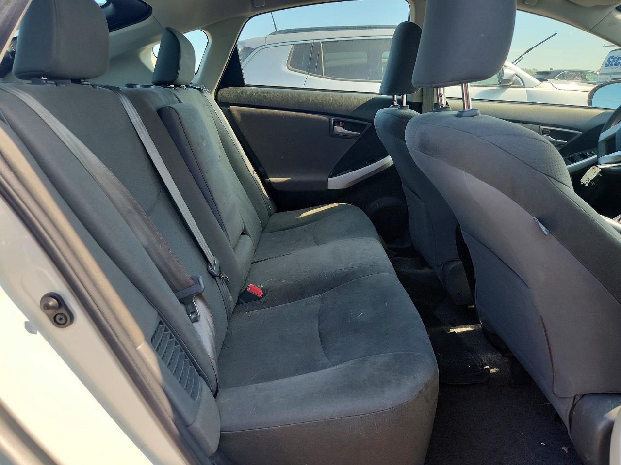 2013 Toyota Prius Three White vin: JTDKN3DUXD0339282