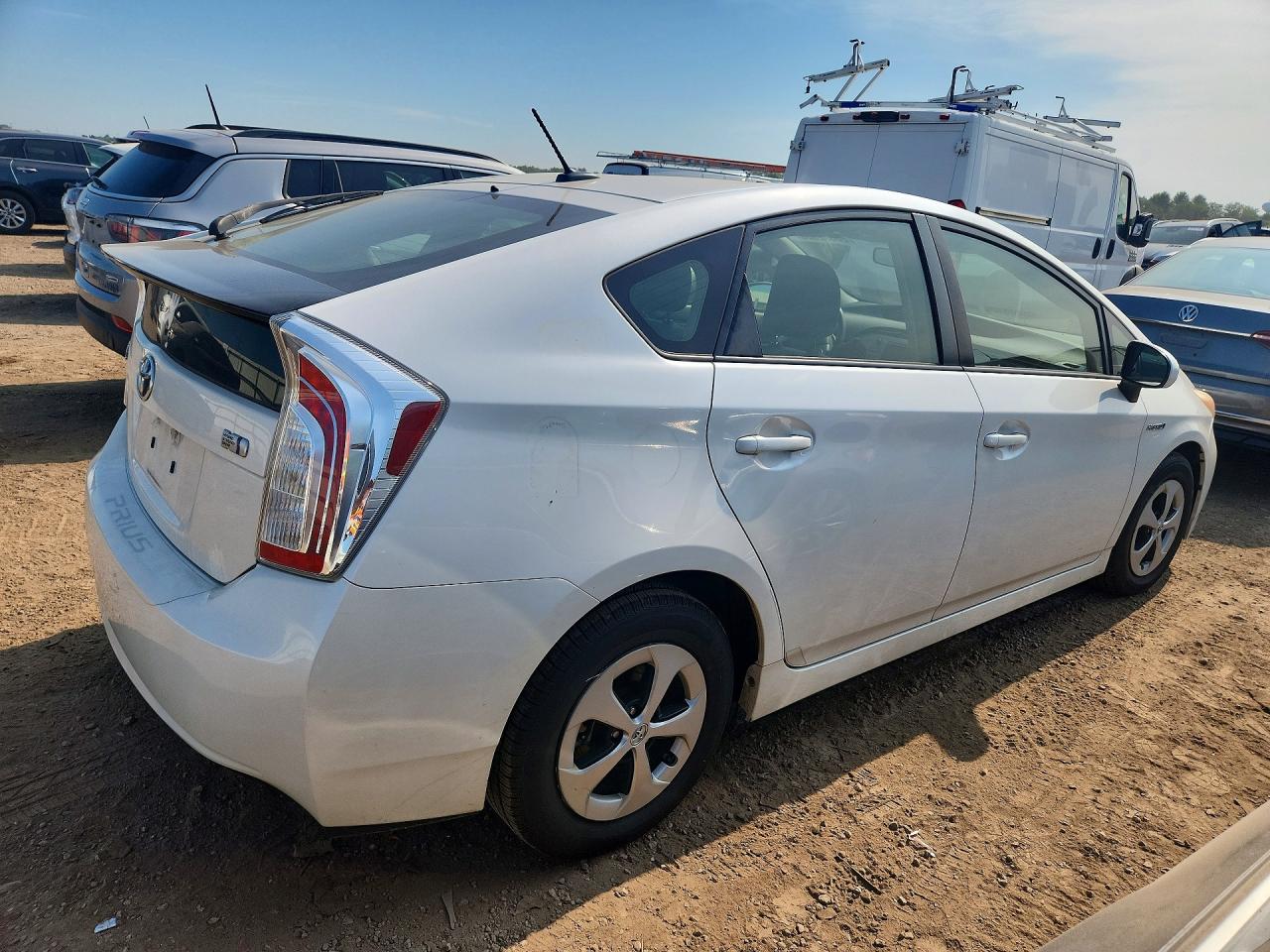 2013 Toyota Prius Three White vin: JTDKN3DUXD0339282