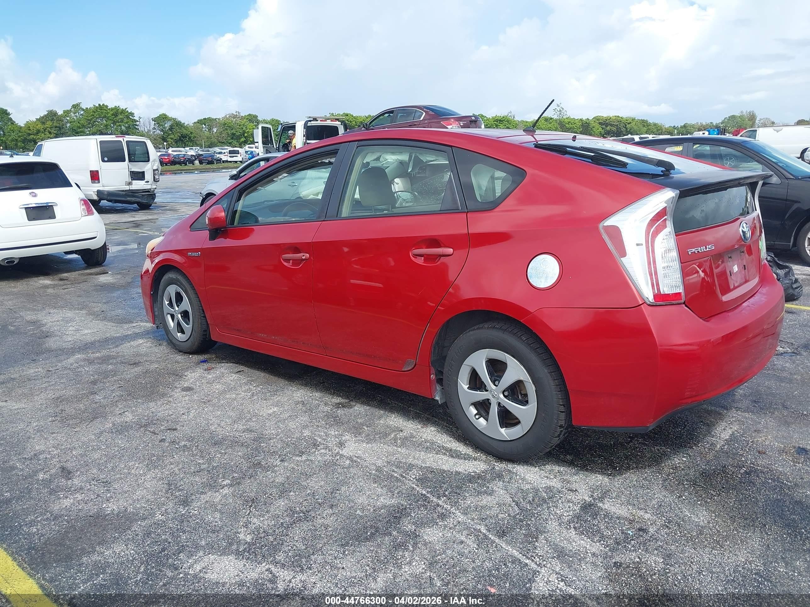2013 Toyota Prius Two Red vin: JTDKN3DUXD0354476