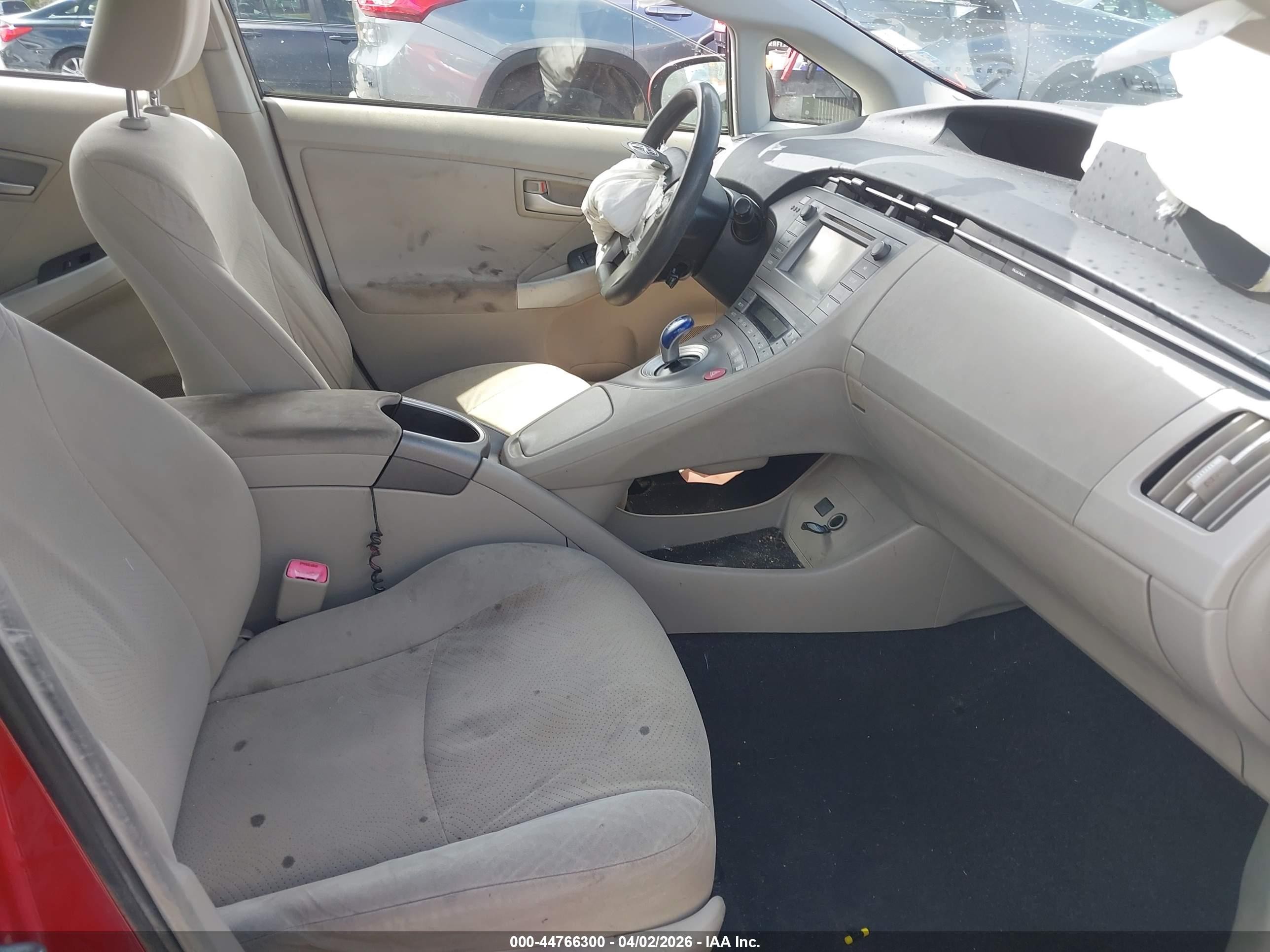 2013 Toyota Prius Two Red vin: JTDKN3DUXD0354476